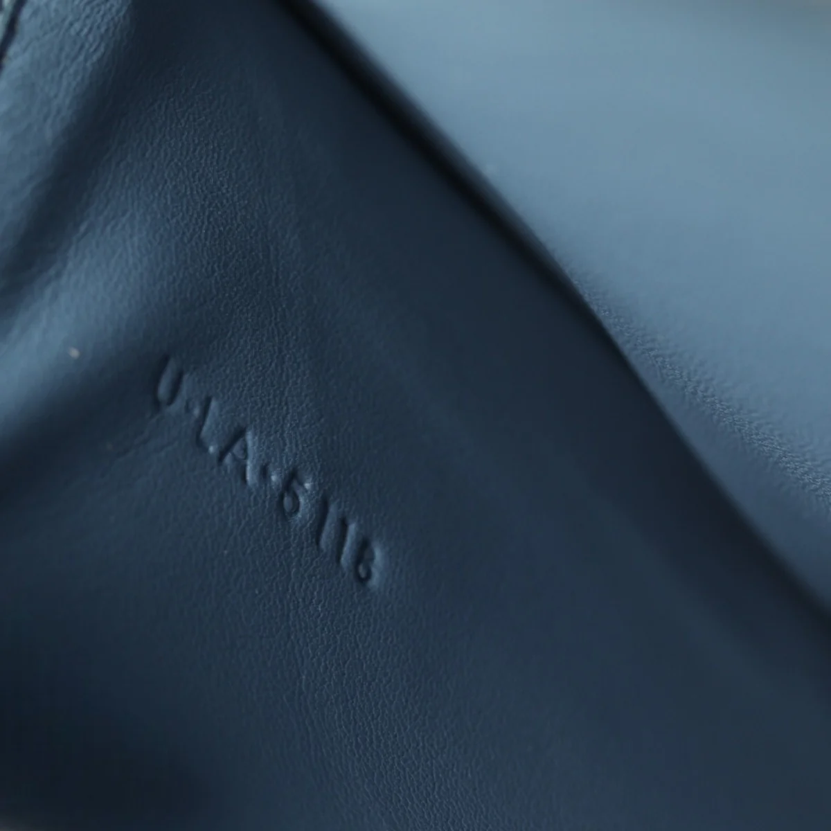 Celine Classic Box Bag Medium - Image 9