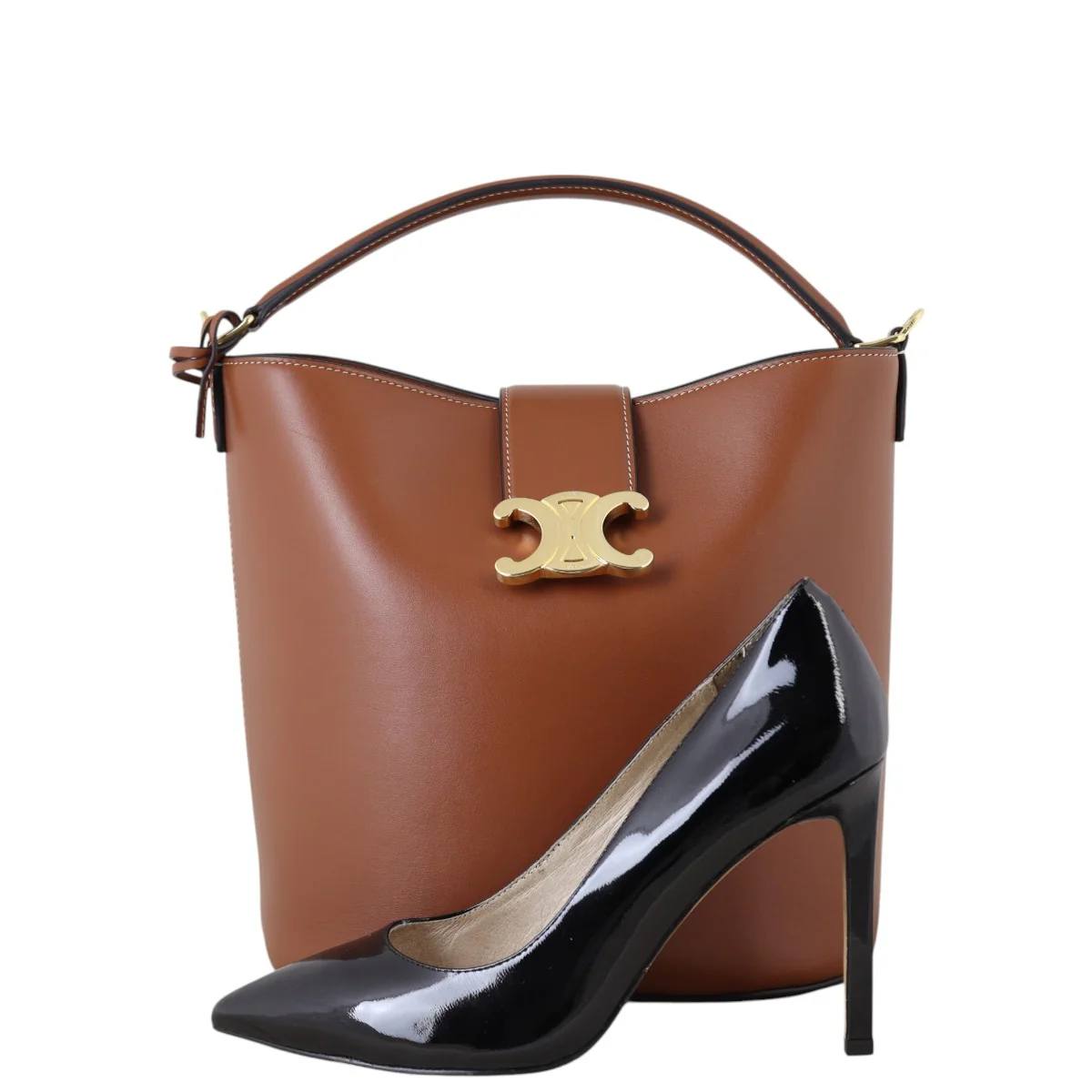Celine Louise Triomphe Bucket Bag Medium - Image 12