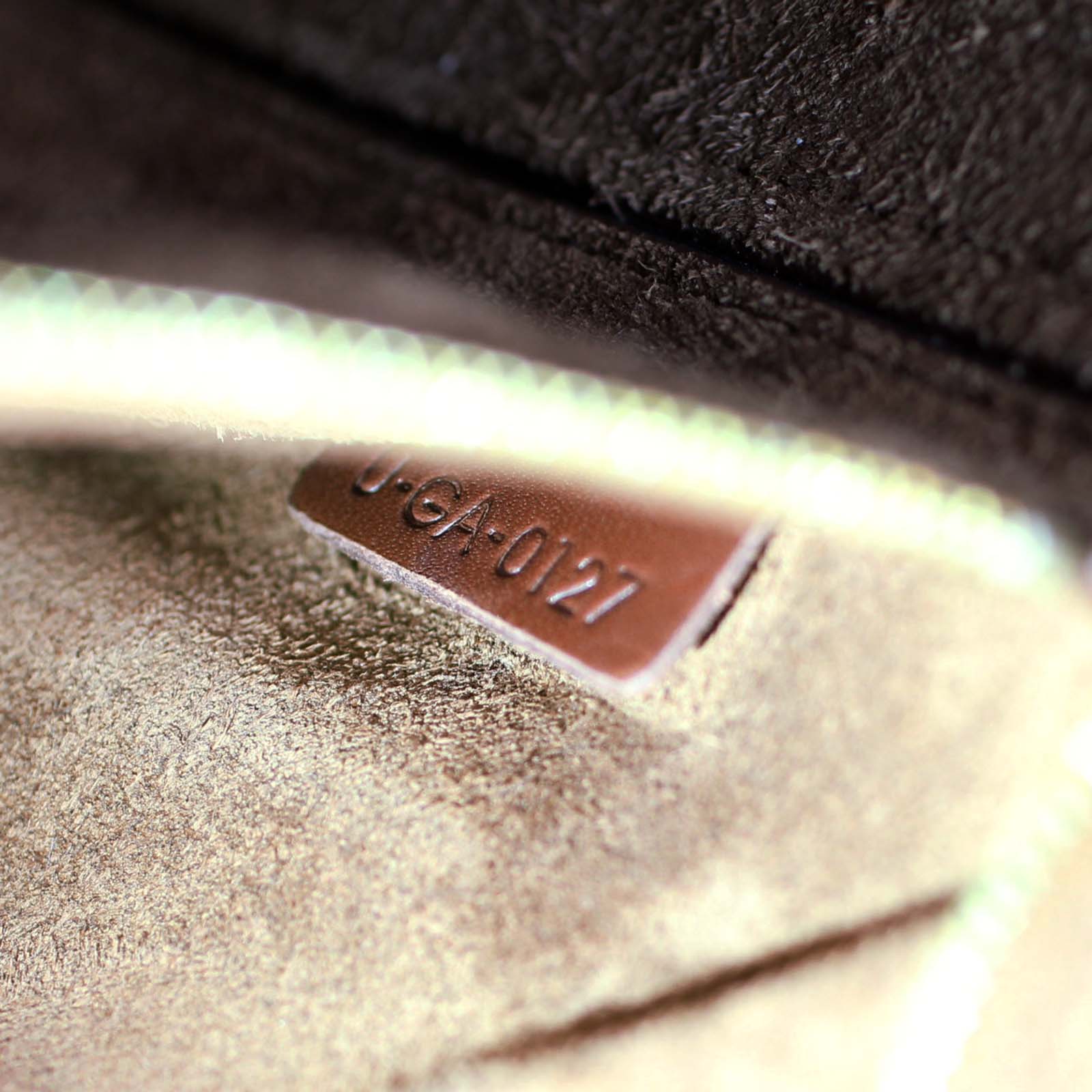 Celine Seau Sangle - Image 11