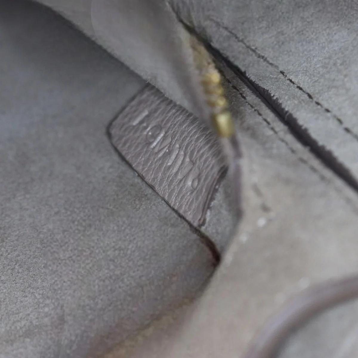 Celine Seau Sangle Bucket Bag - Image 9