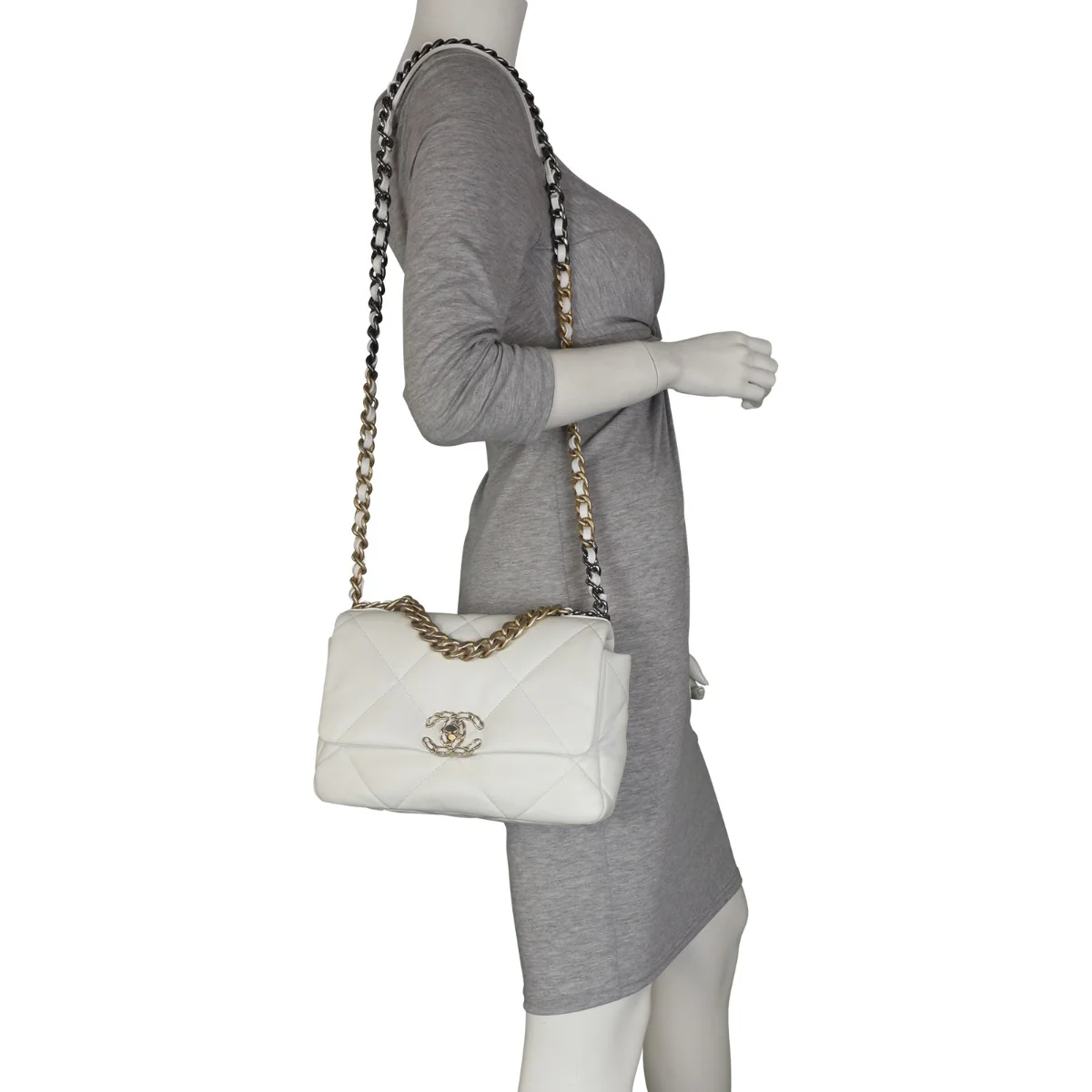 Chanel 19 Flap Bag Medium | White - Image 12