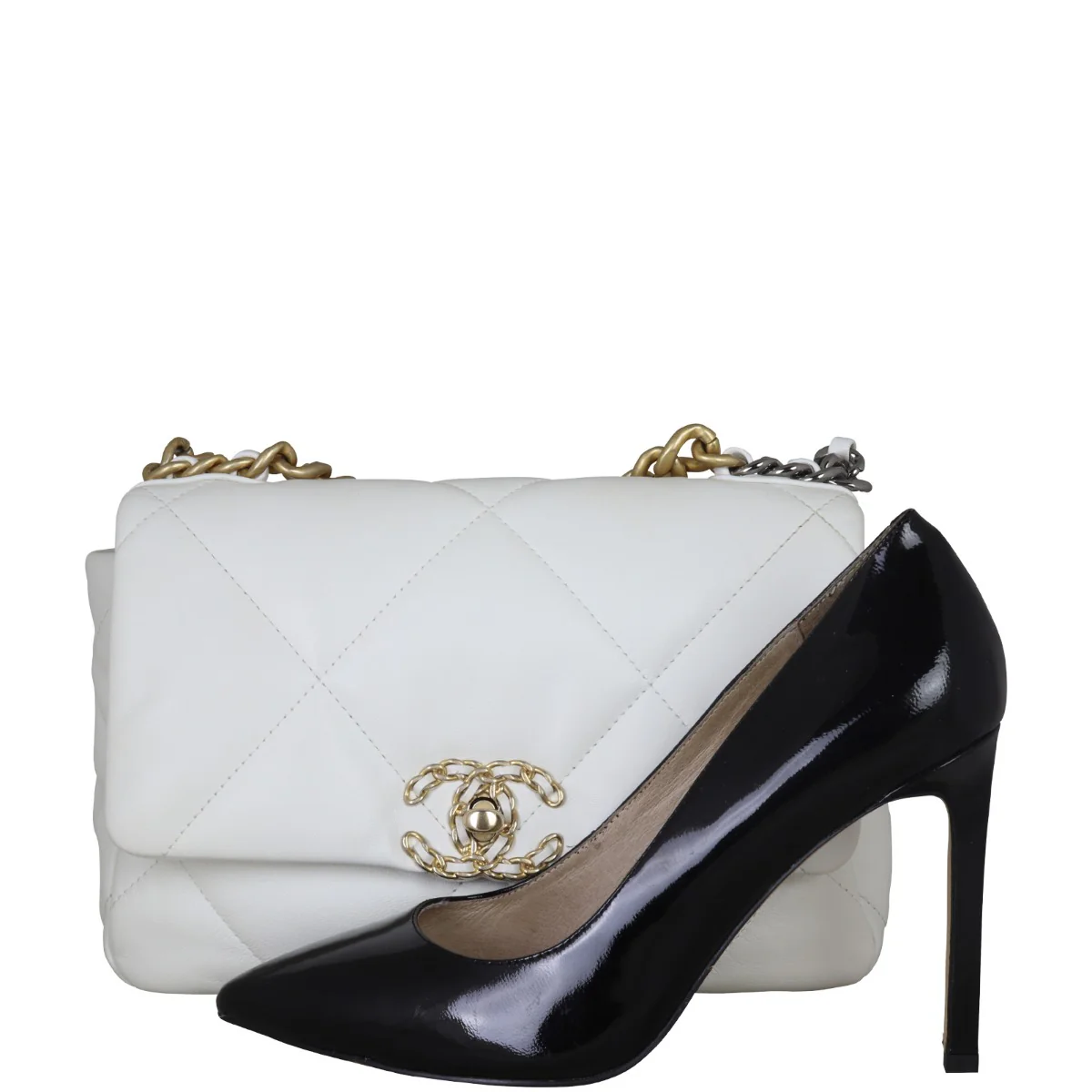 Chanel 19 Flap Bag Medium | White - Image 13