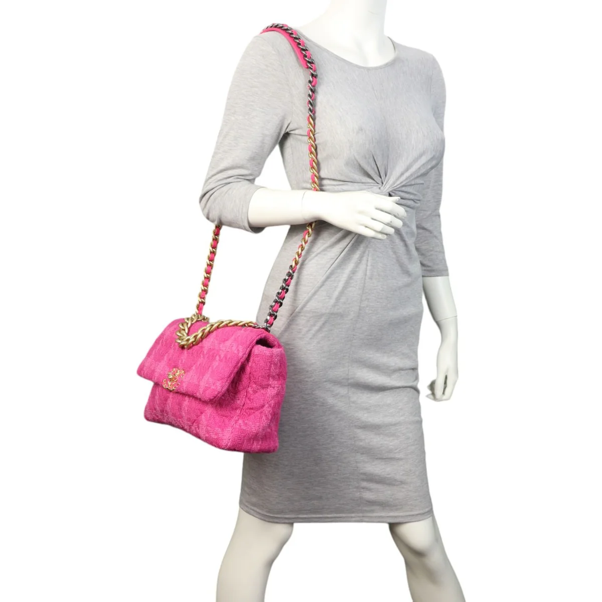 Chanel 19 Tweed Flap Bag Large - Image 11