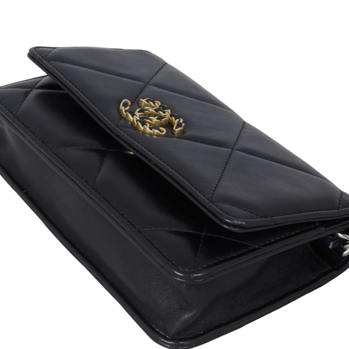 Chanel 19 Wallet On Chain - Image 7