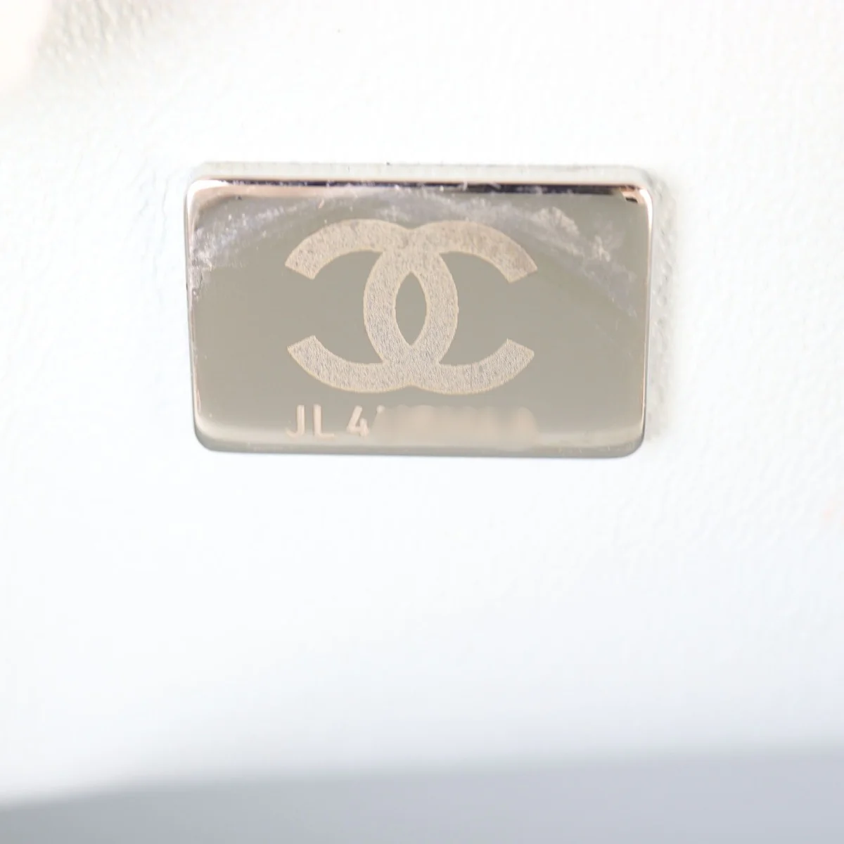 Chanel 2.55 Reissue 224 Single Flap Bag Chevron - Image 10