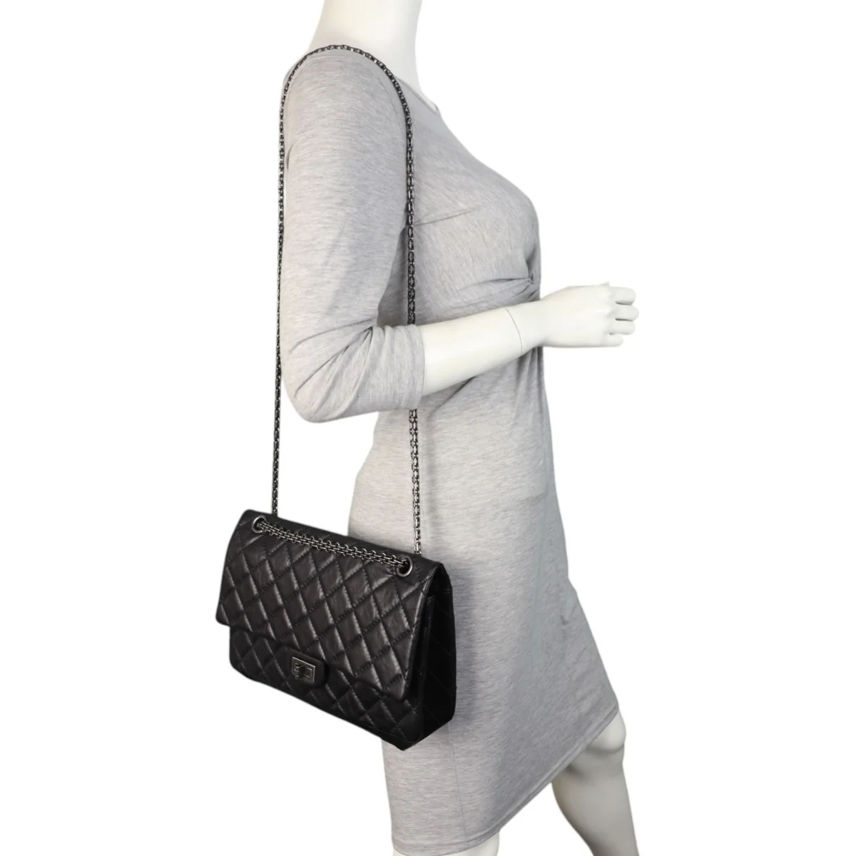 Chanel 2.55 Reissue 227 Double Flap Bag - Image 10