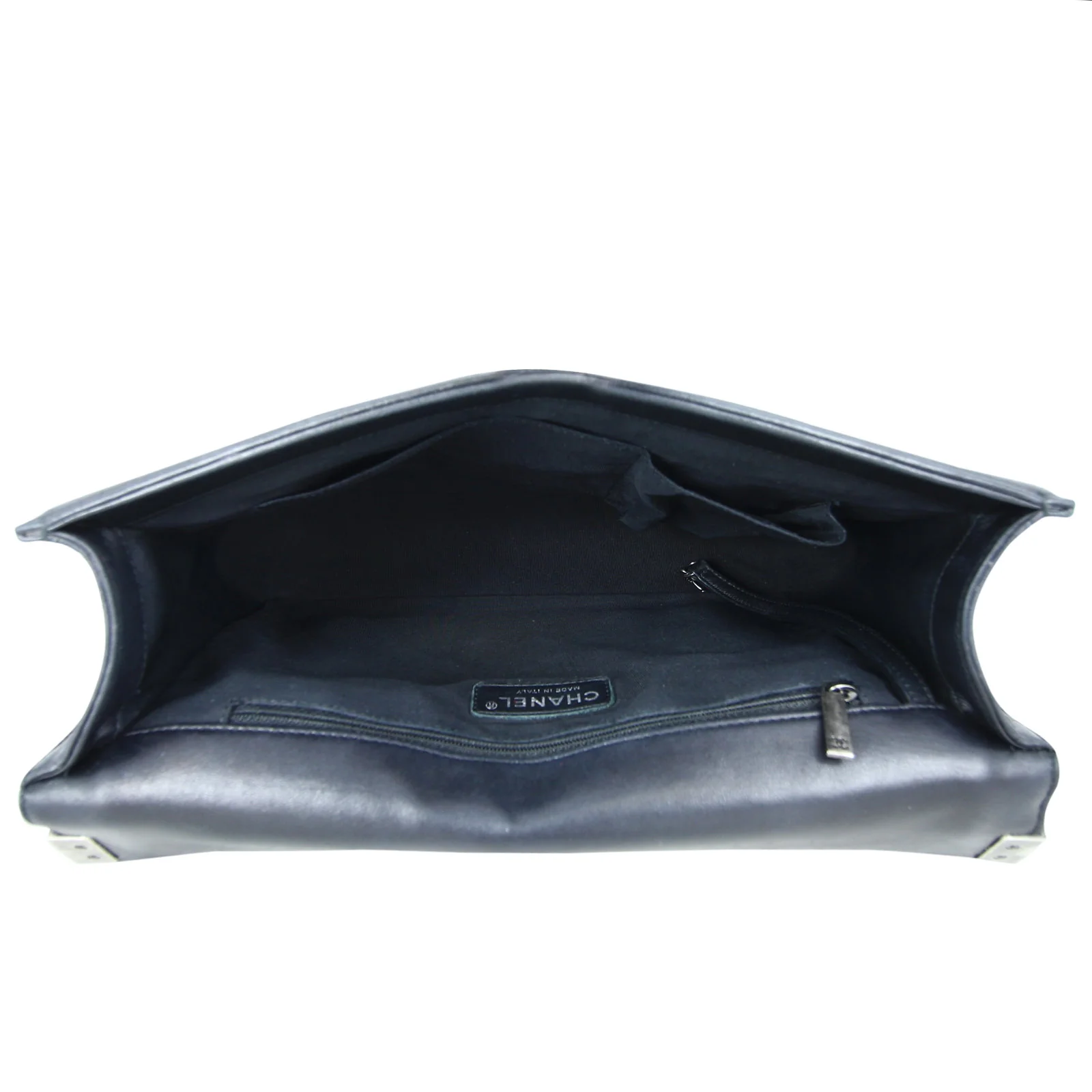 Chanel Boy Large | 19 Series - Image 12