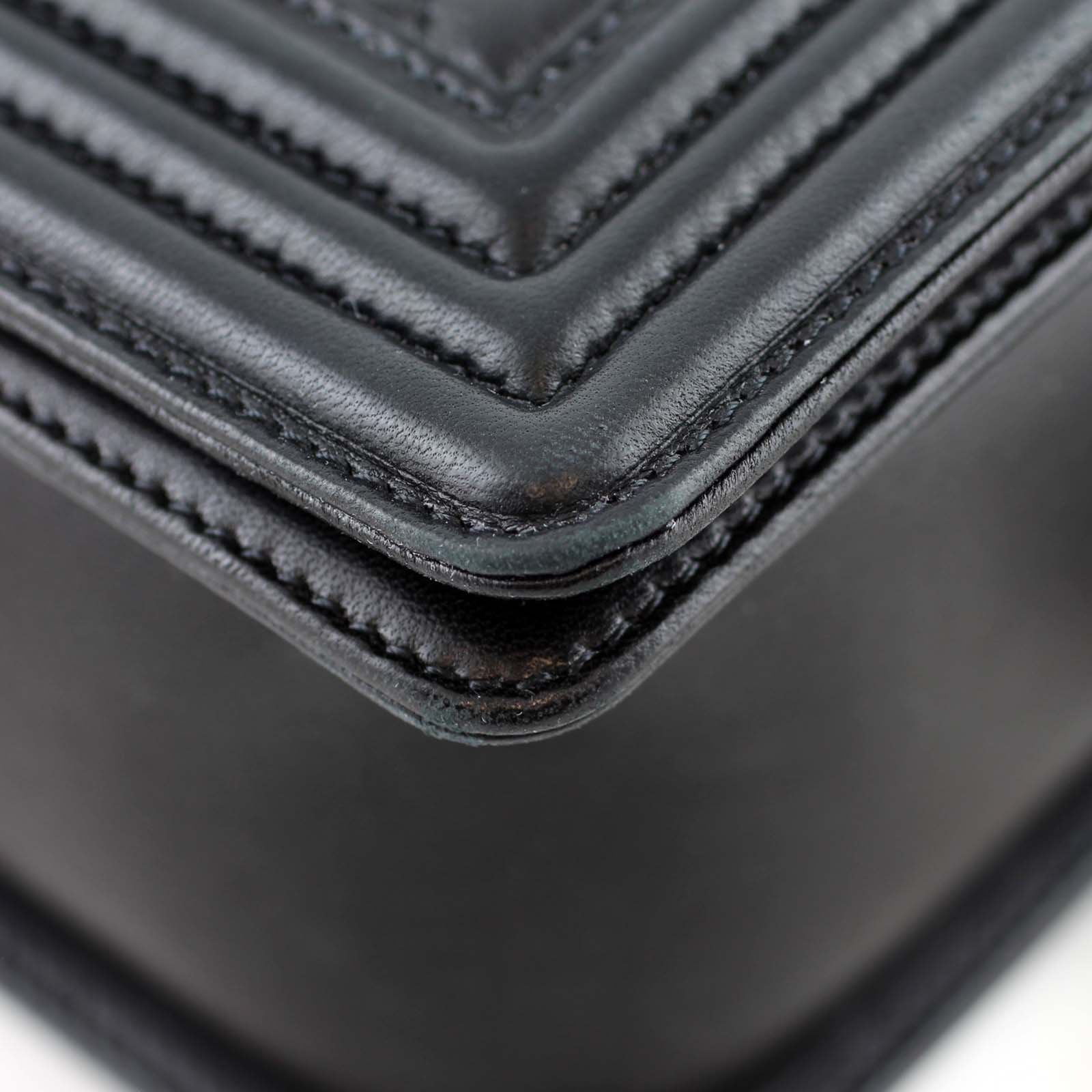 Chanel Boy Large | 16 Series - Image 8