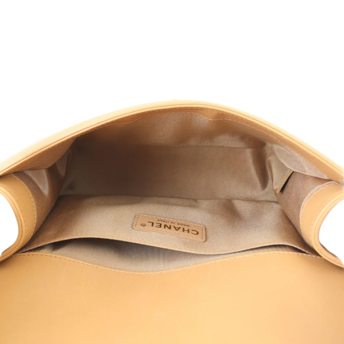 Chanel Boy Old Medium - Image 9