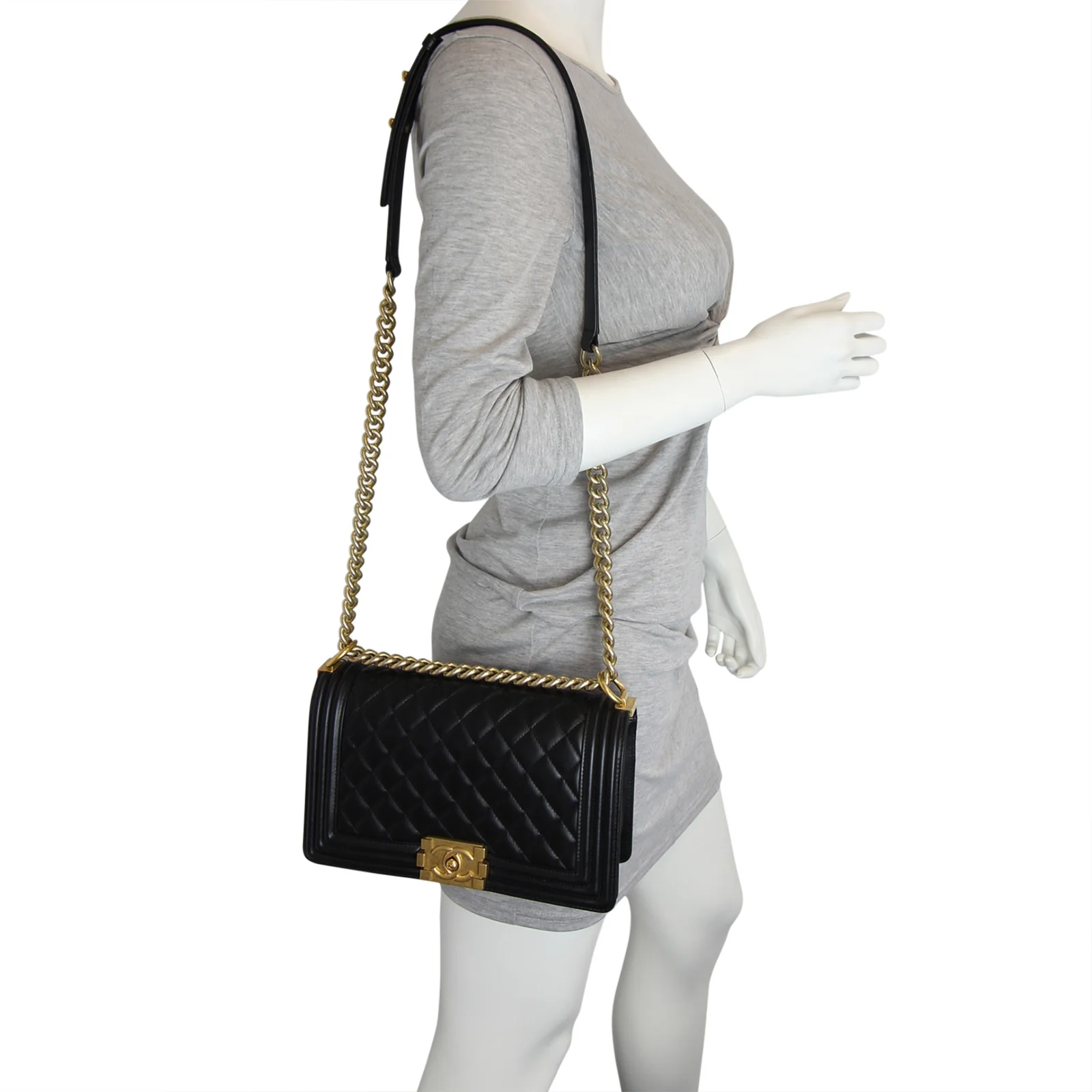 Chanel Boy Old Medium | Black 21 Series - Image 9