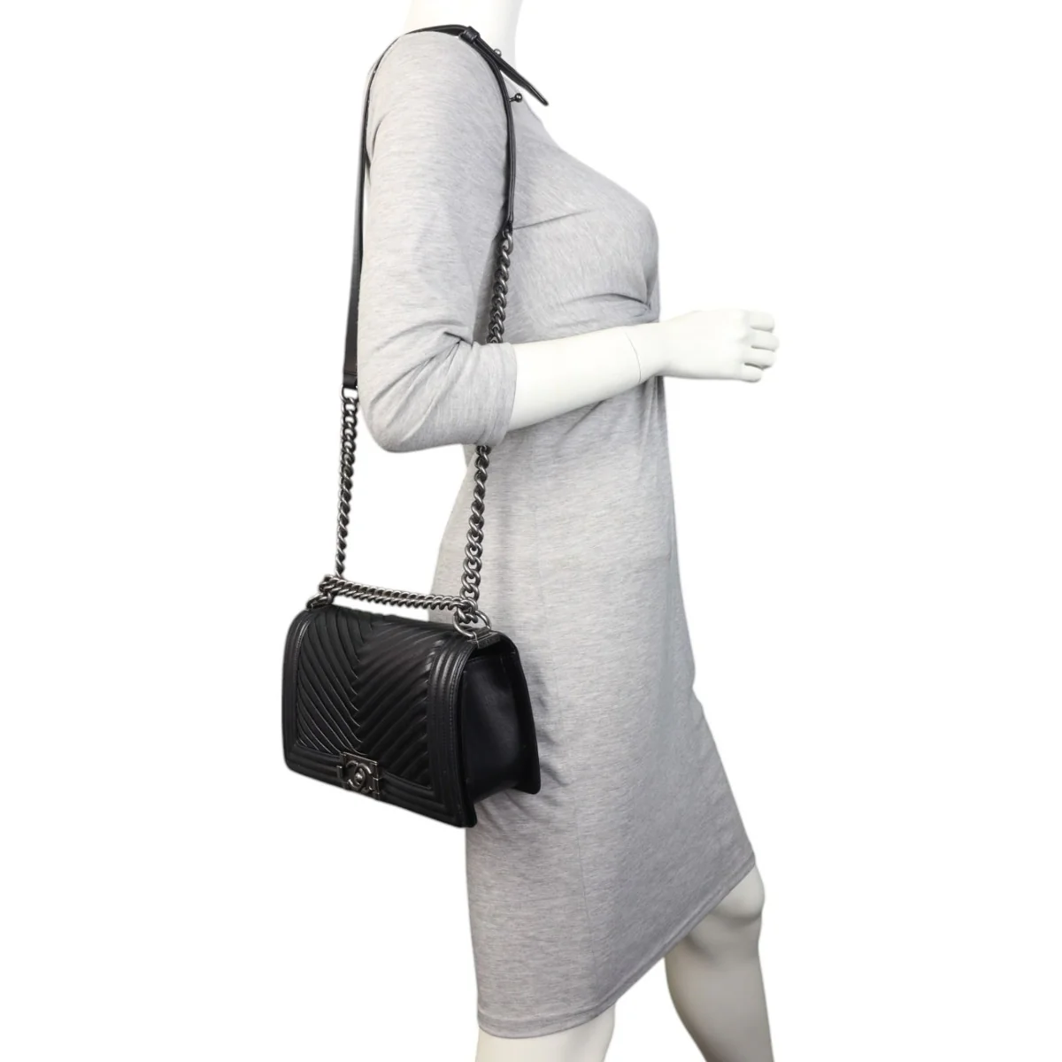 Chanel Boy Old Medium Pleated - Image 10