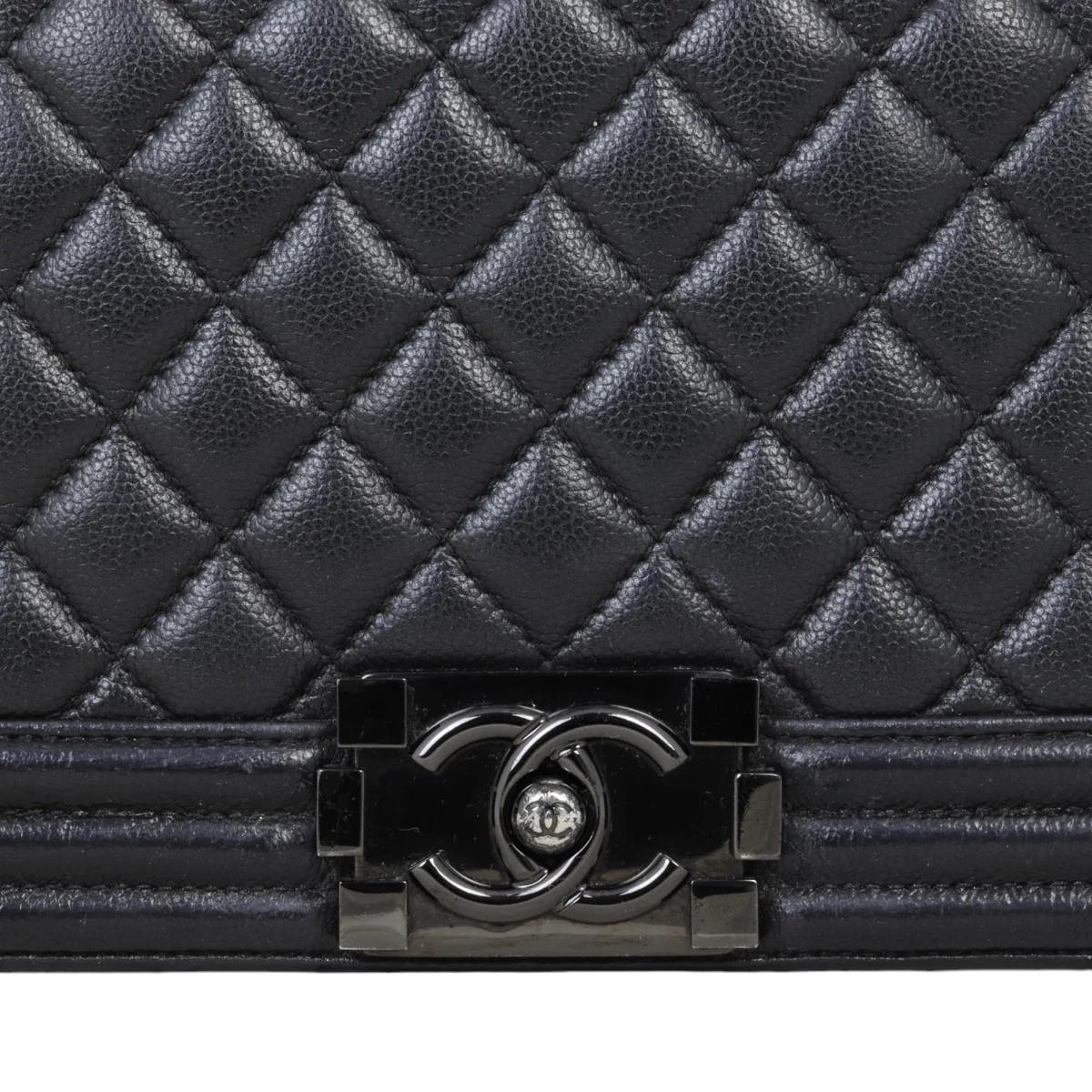 Chanel Boy Old Medium - Image 8
