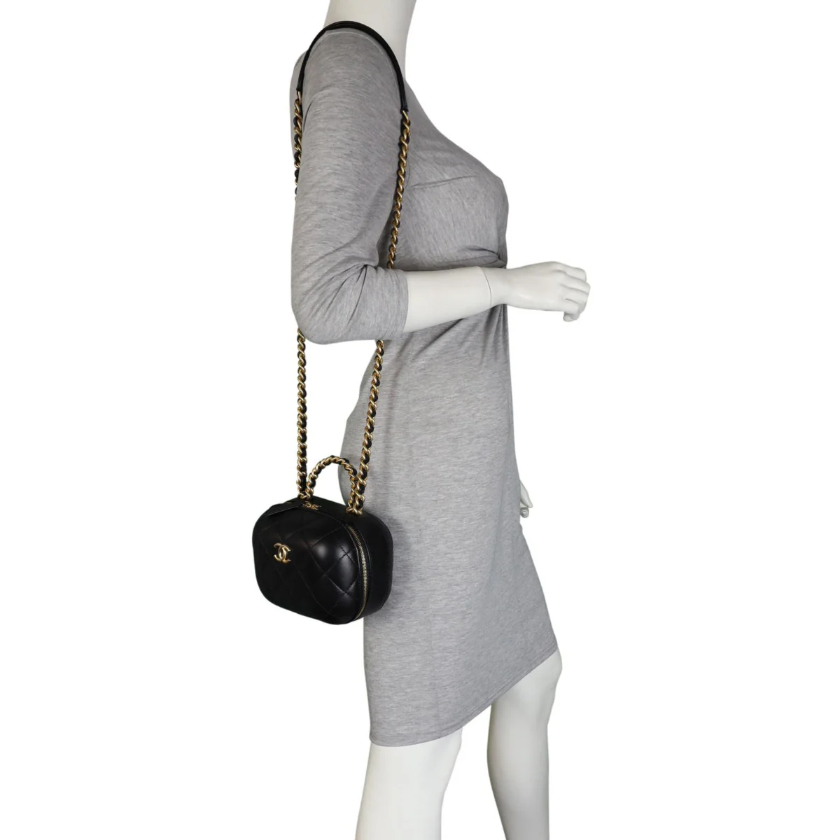 Chanel CC Bubble Vanity Case - Image 12