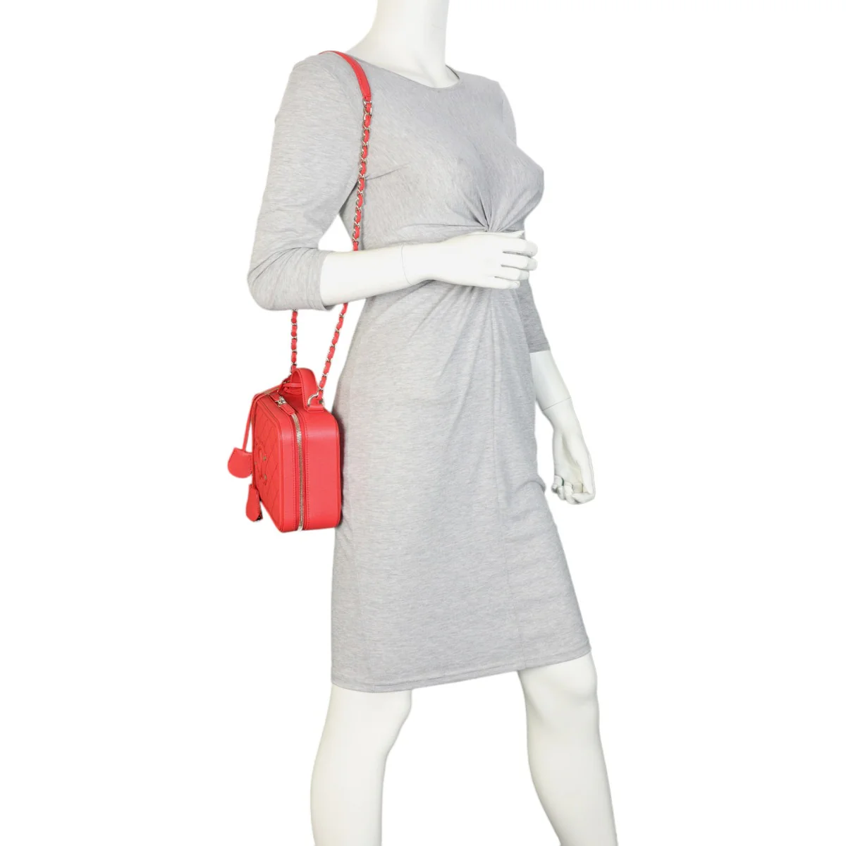 Chanel CC Filigree Vanity Medium | Red - Image 11