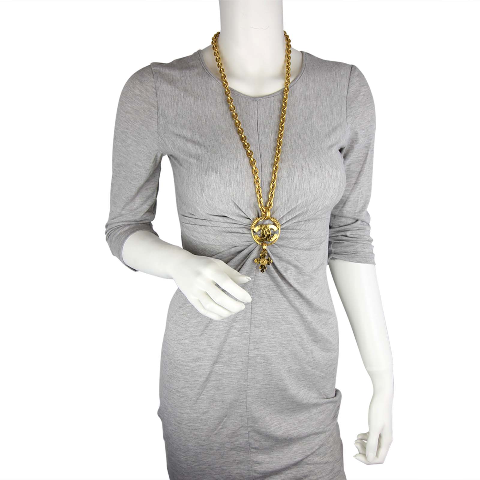 Chanel Vintage CC Pendant Necklace - Image 5