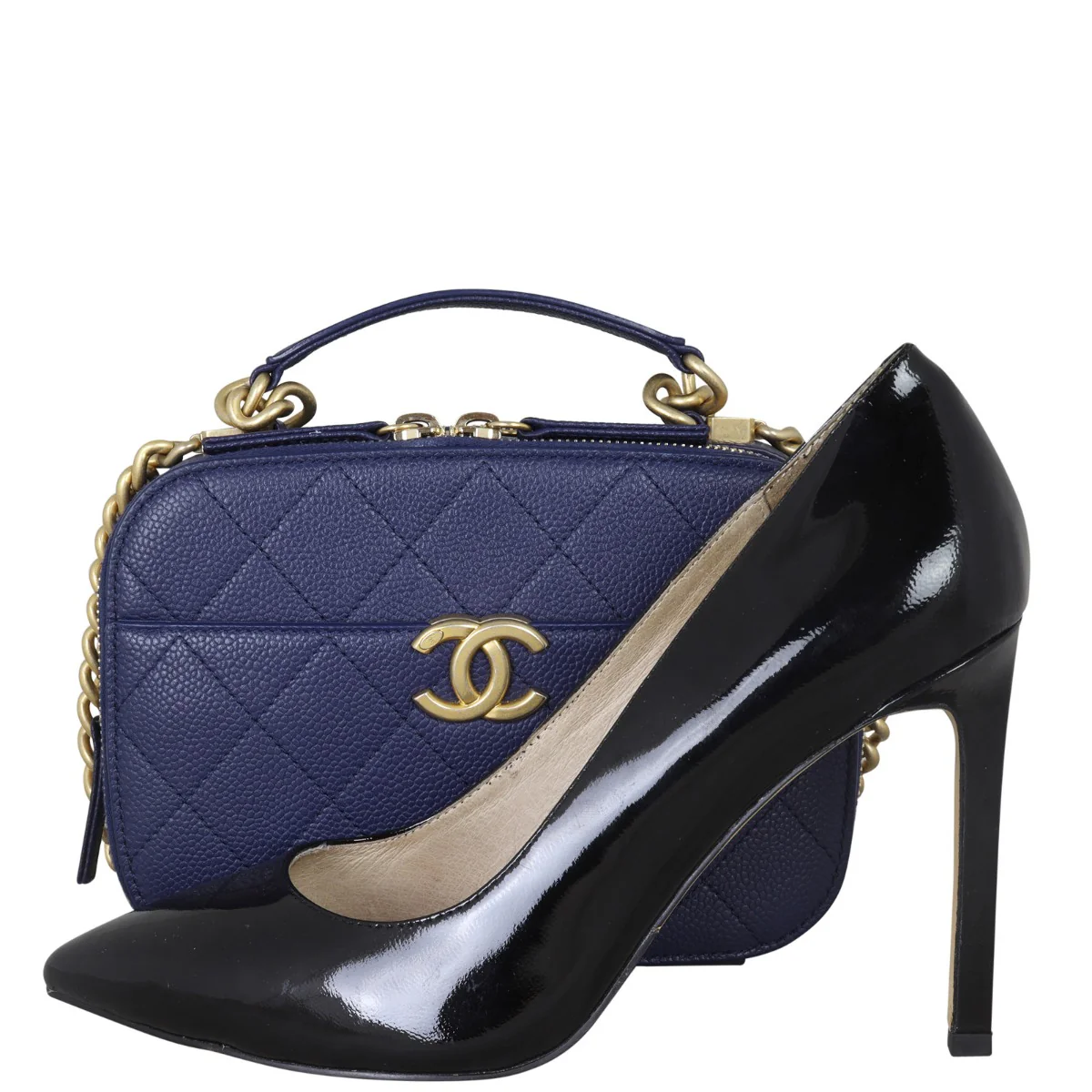 Chanel CC Vanity Case - Image 13
