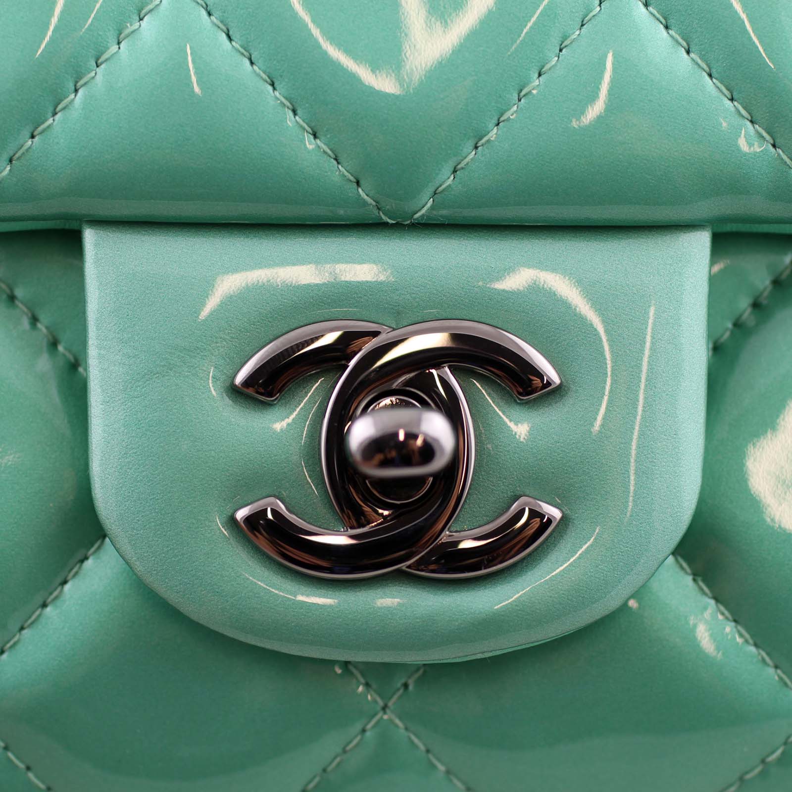 Chanel Classic Flap Clutch - Image 8