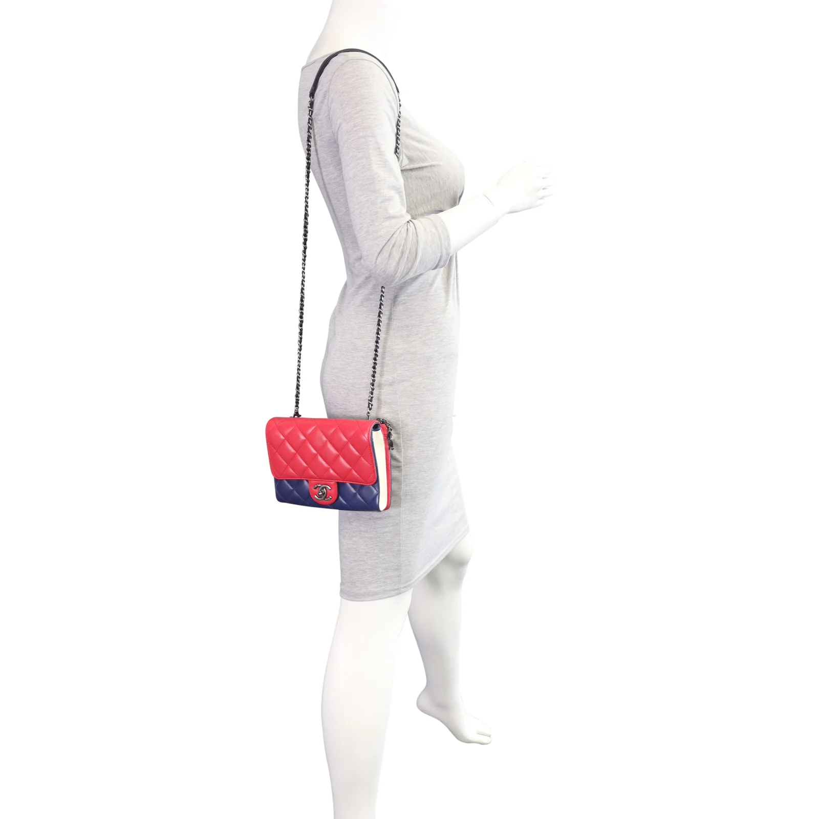 Chanel Classic Flap Duo Crossbody - Image 17