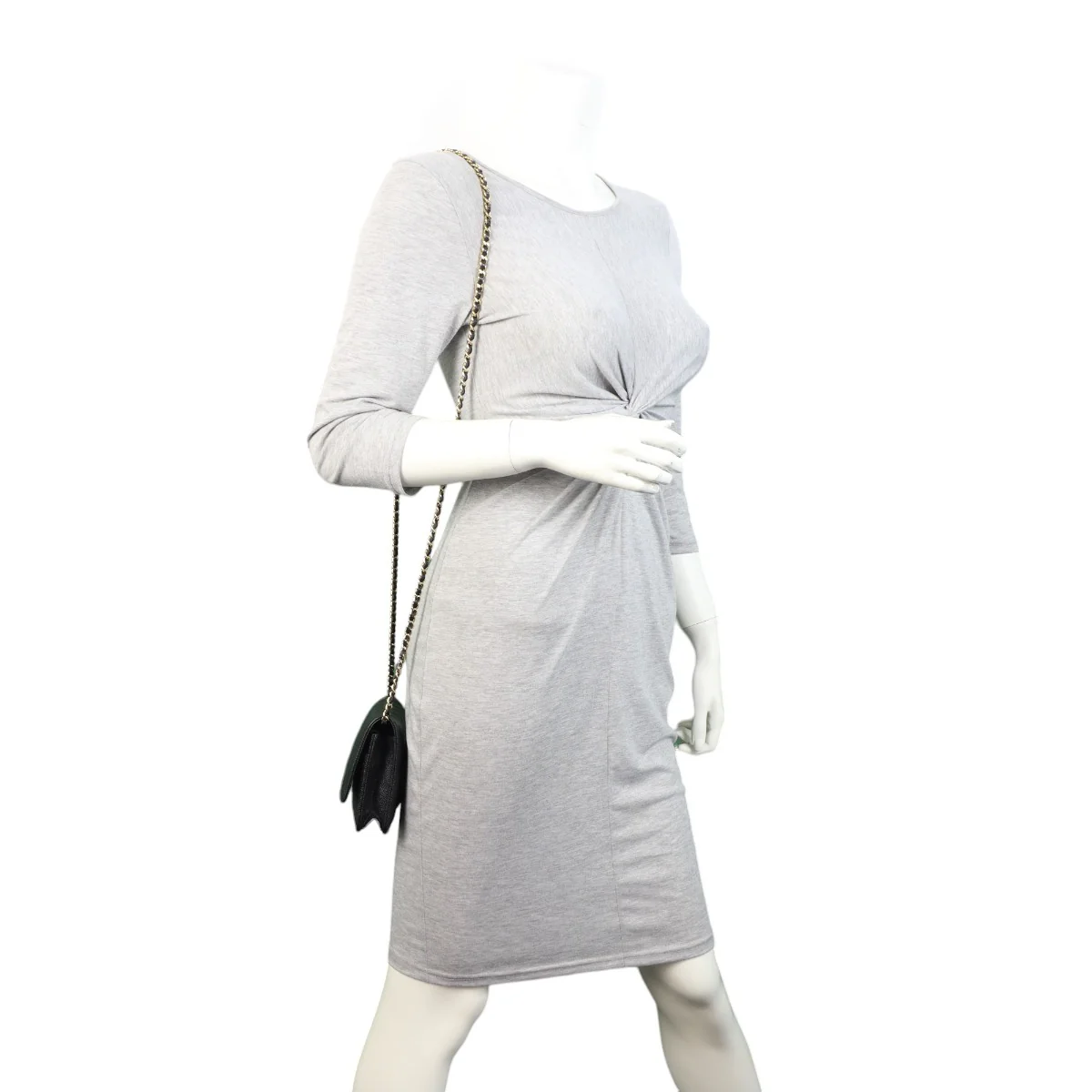 Chanel Classic Wallet on Chain - Image 11