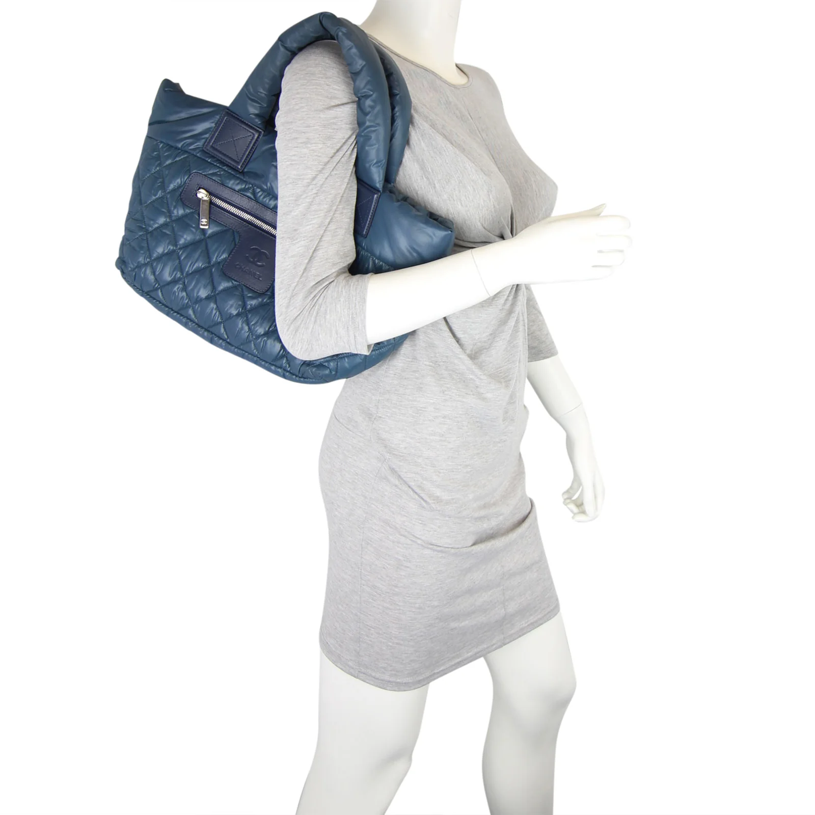 Chanel Coco Cocoon Reversible Tote | Navy - Image 11