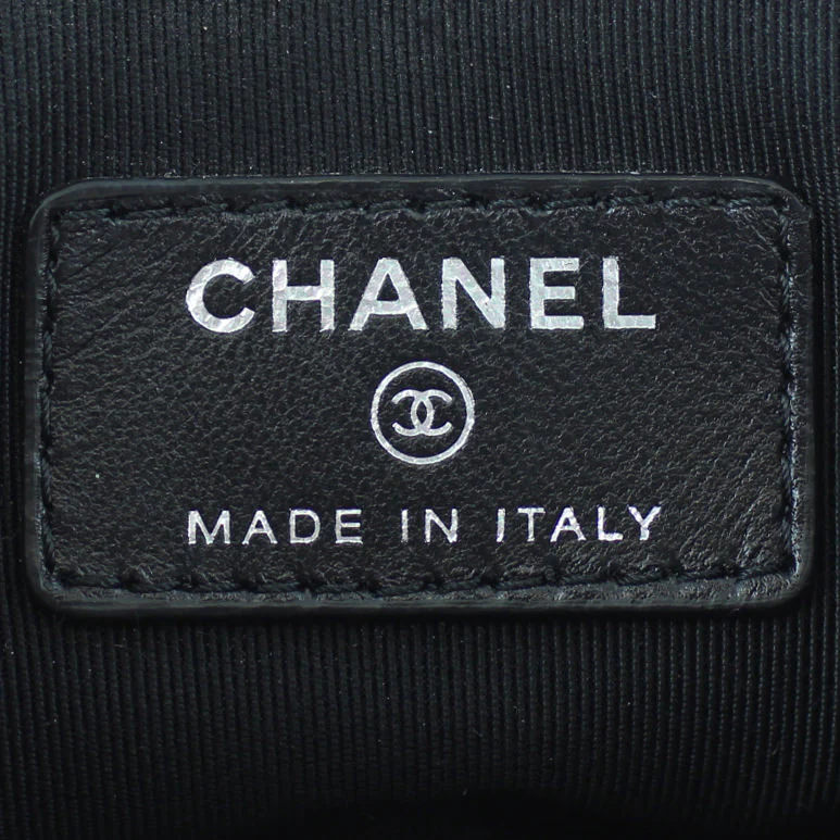 Chanel Cosmo Mini O-Case - Image 8