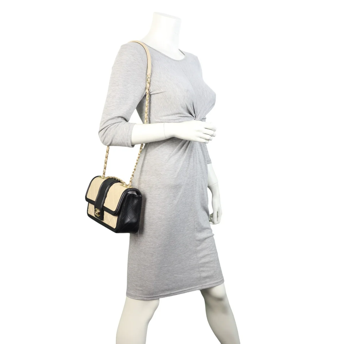 Chanel Elegant CC Flap Bag Medium - Image 11