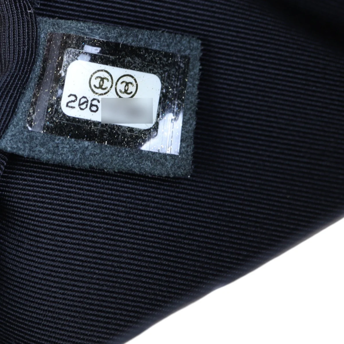 Chanel Elegant CC Flap Bag Medium - Image 9