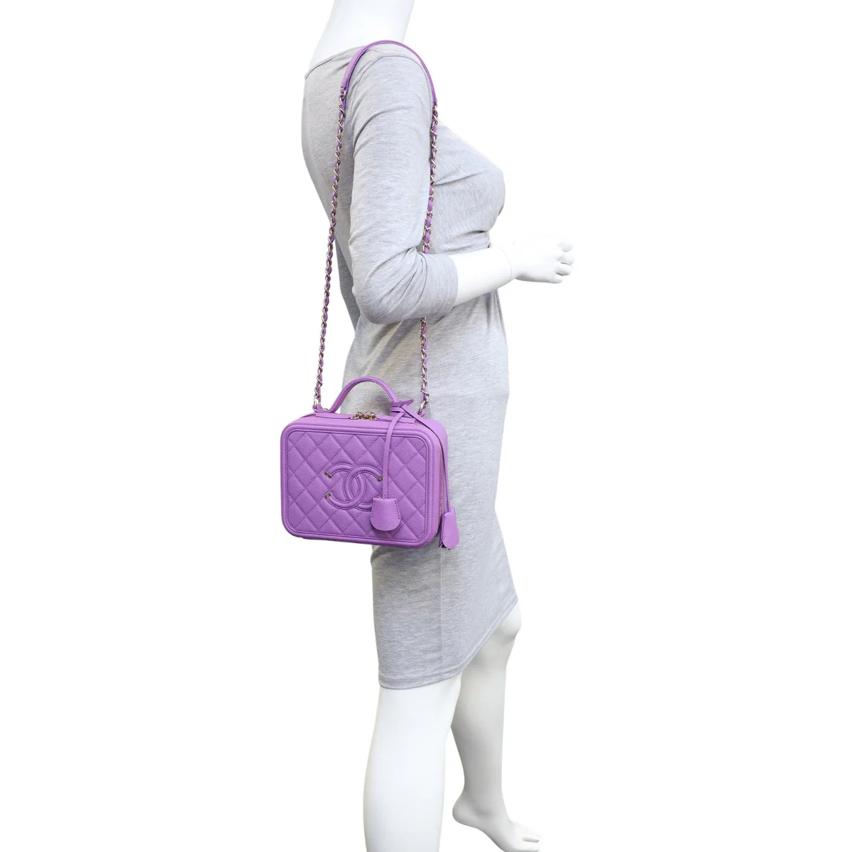 Chanel Filigree Vanity Medium - Image 12