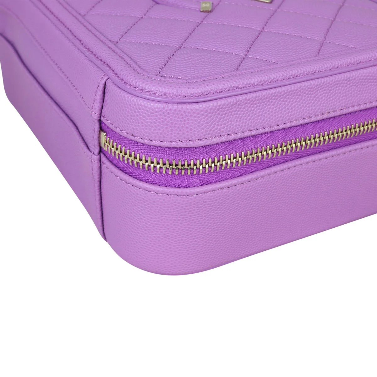 Chanel Filigree Vanity Medium - Image 8