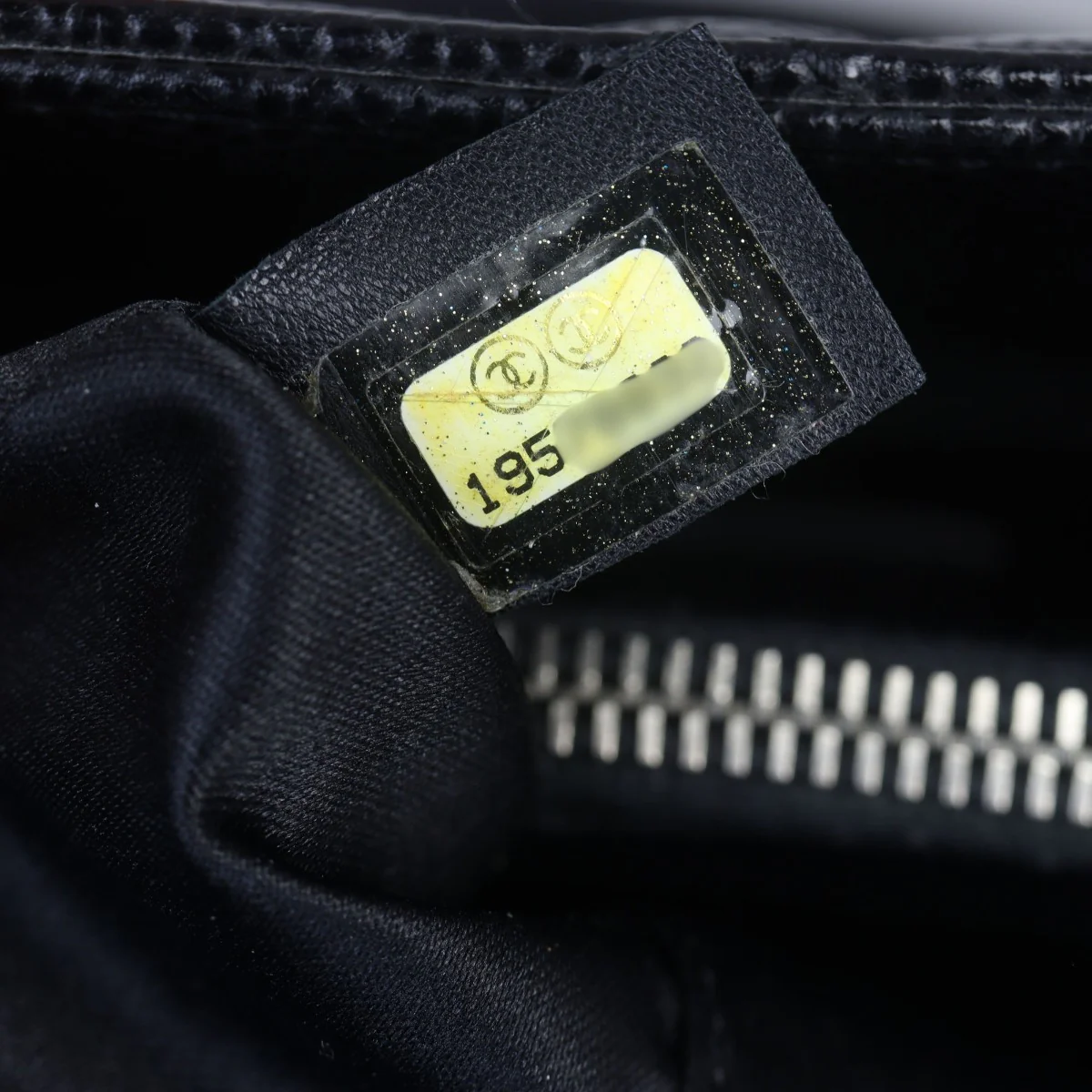 Chanel Grand Shopping Tote - Image 7