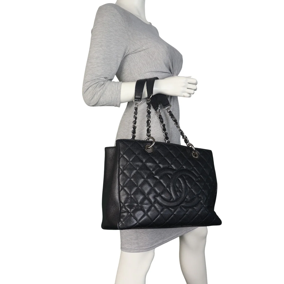Chanel Grand Shopping Tote - Image 9