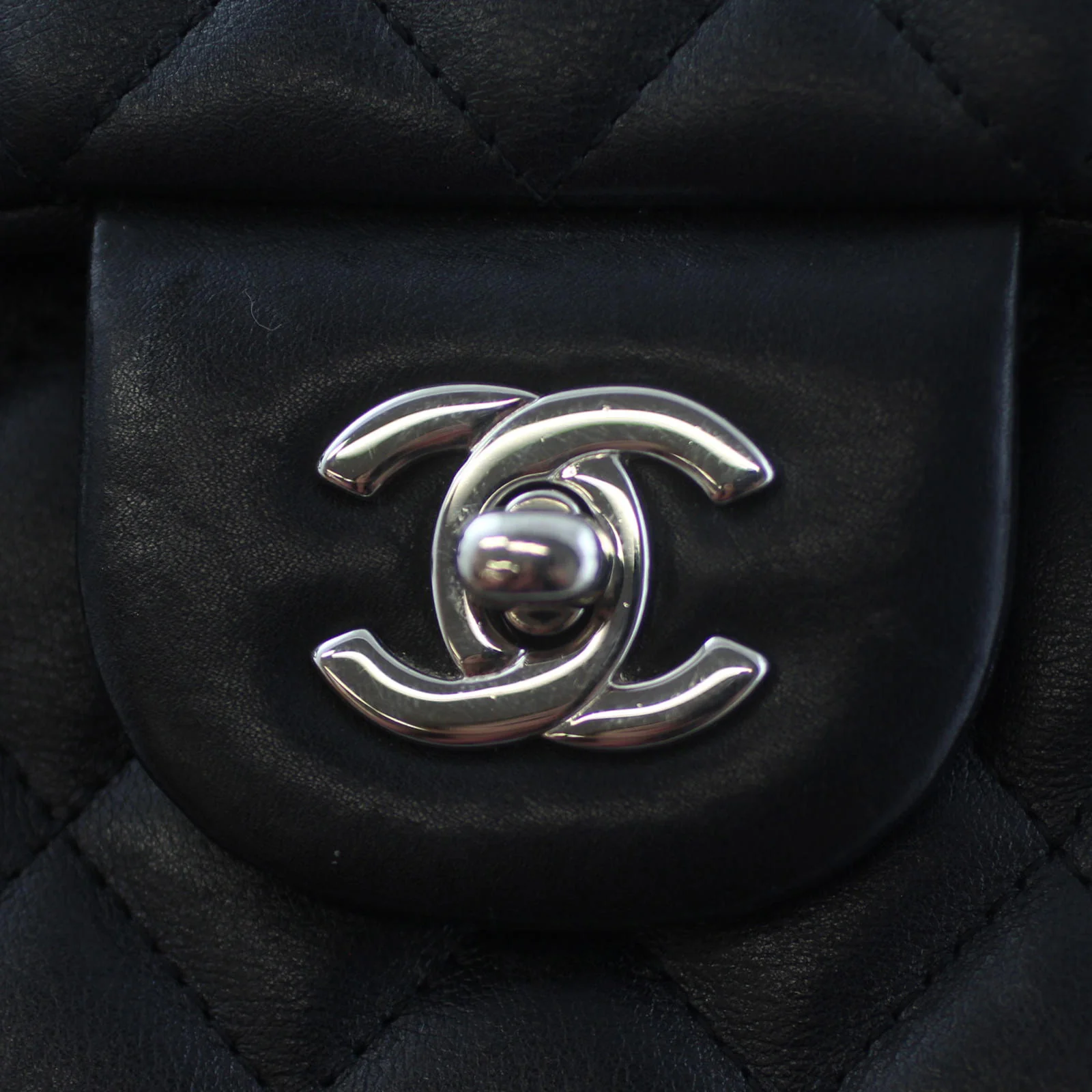 Chanel Ligne Cambon Flap Tote - Image 7