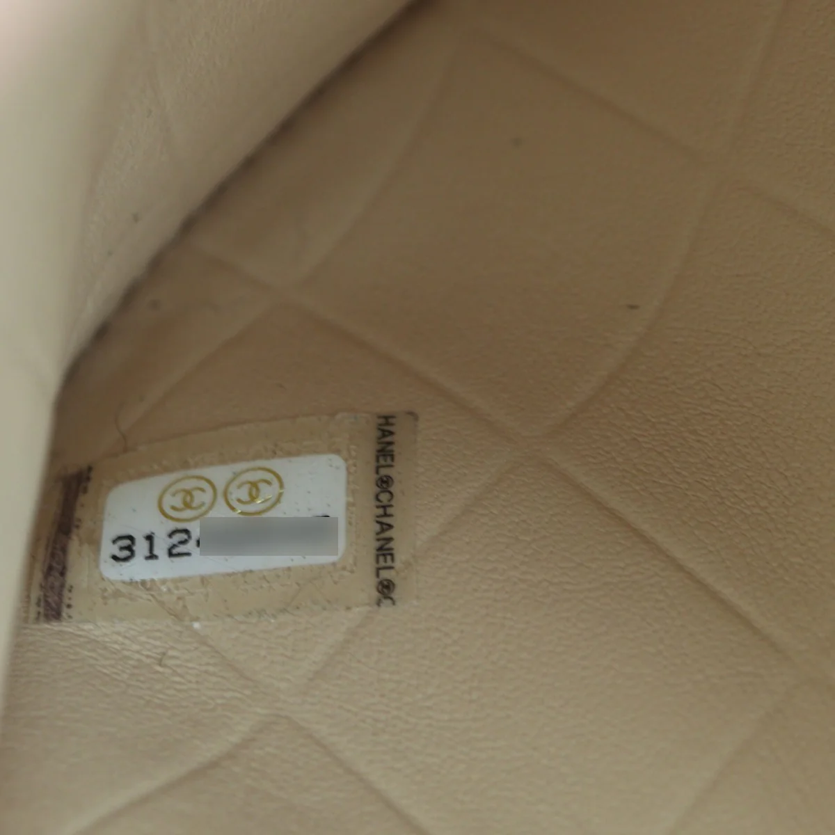 Chanel Mini Round Messenger Bag - Image 8