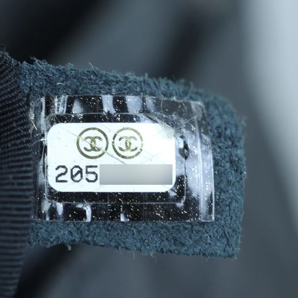 Chanel Paris-Edinburgh Quilted Flap Large Tote - Image 9