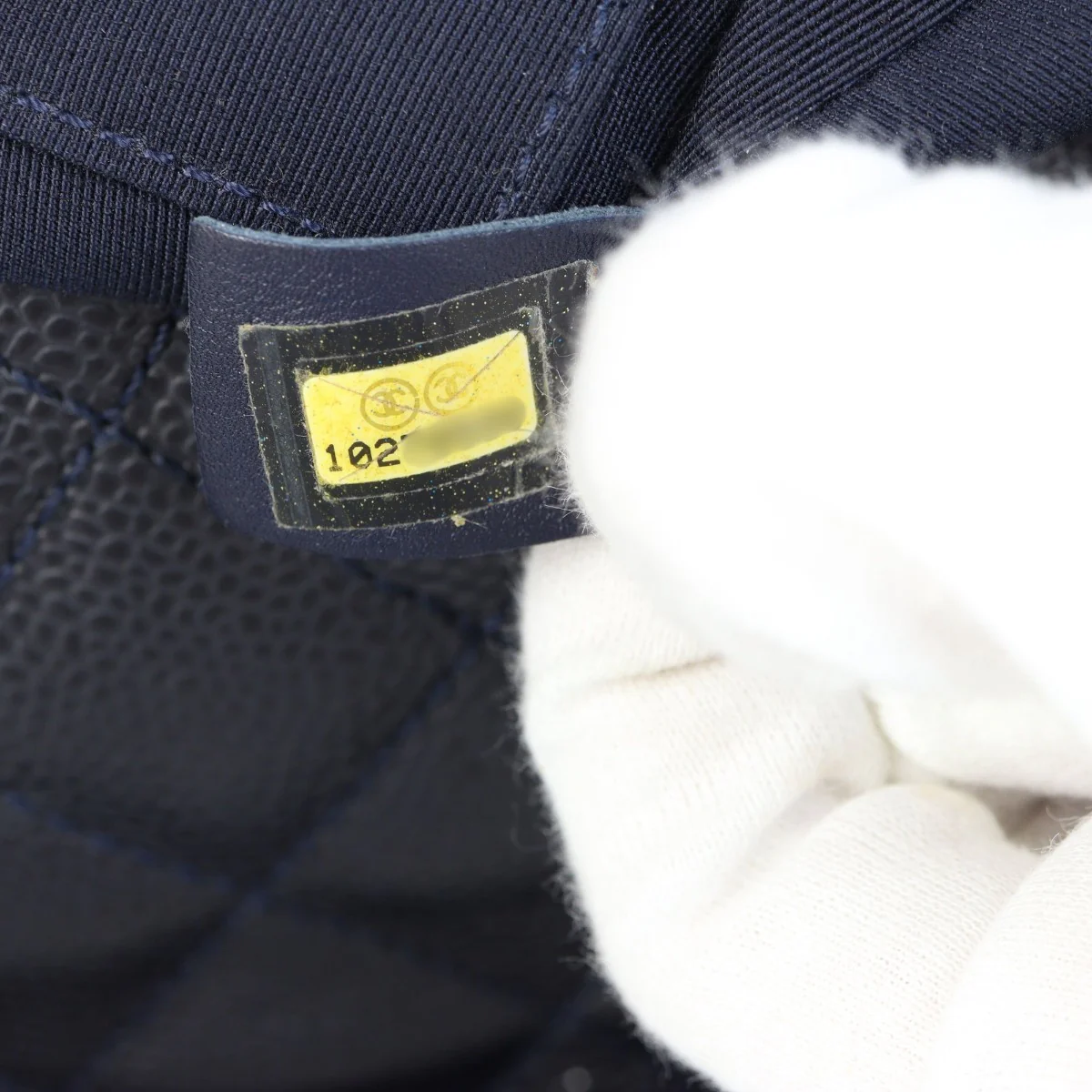 Chanel Petite Shopping Tote - Image 7