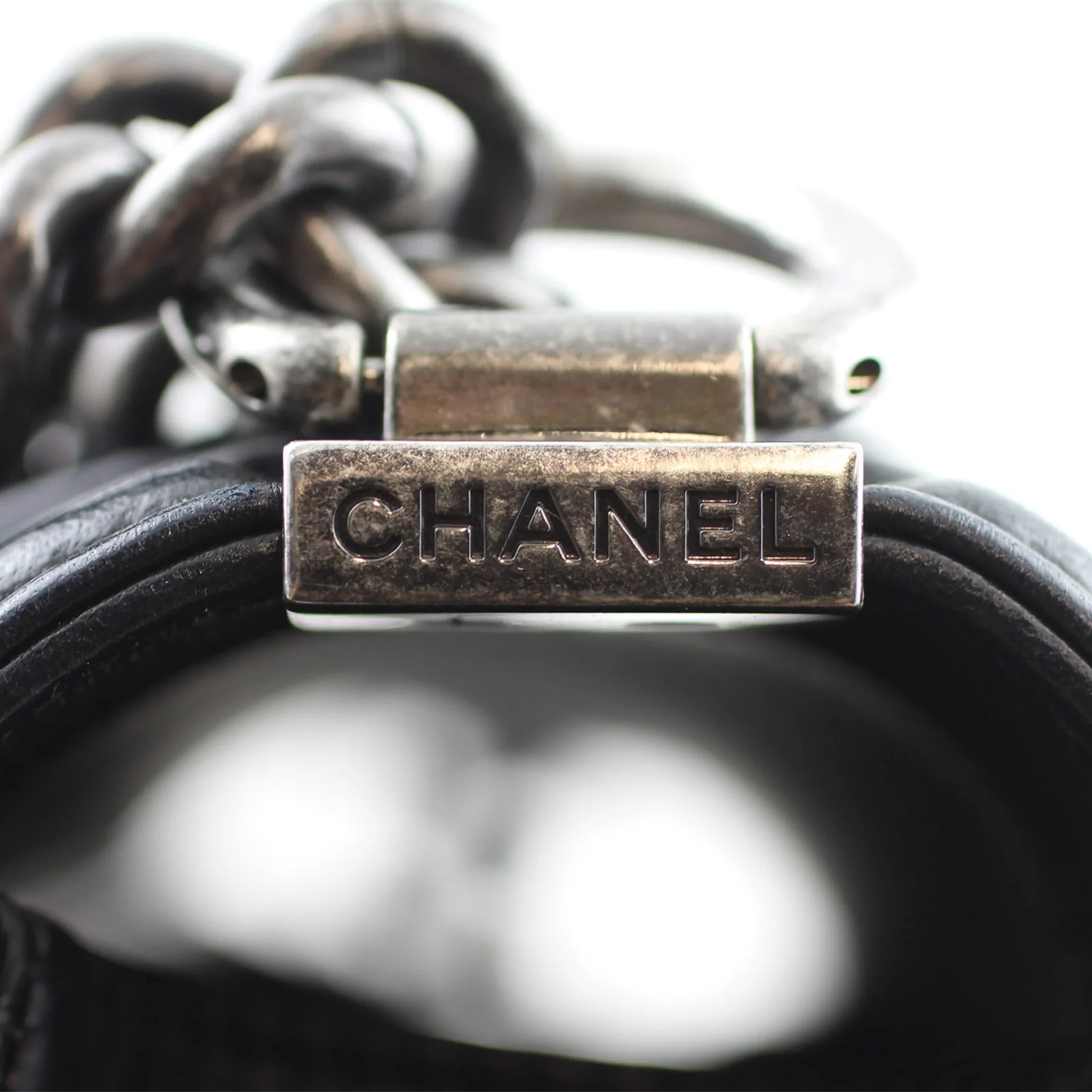Chanel Pleated Boy Old Medium - Image 9