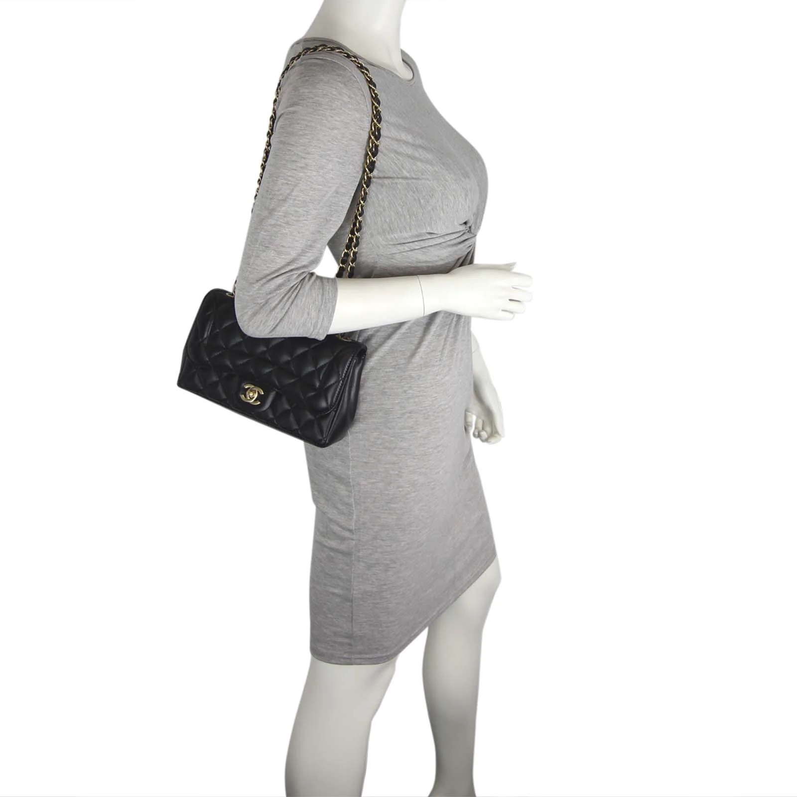 Chanel Quilted Diana Bag - Image 11