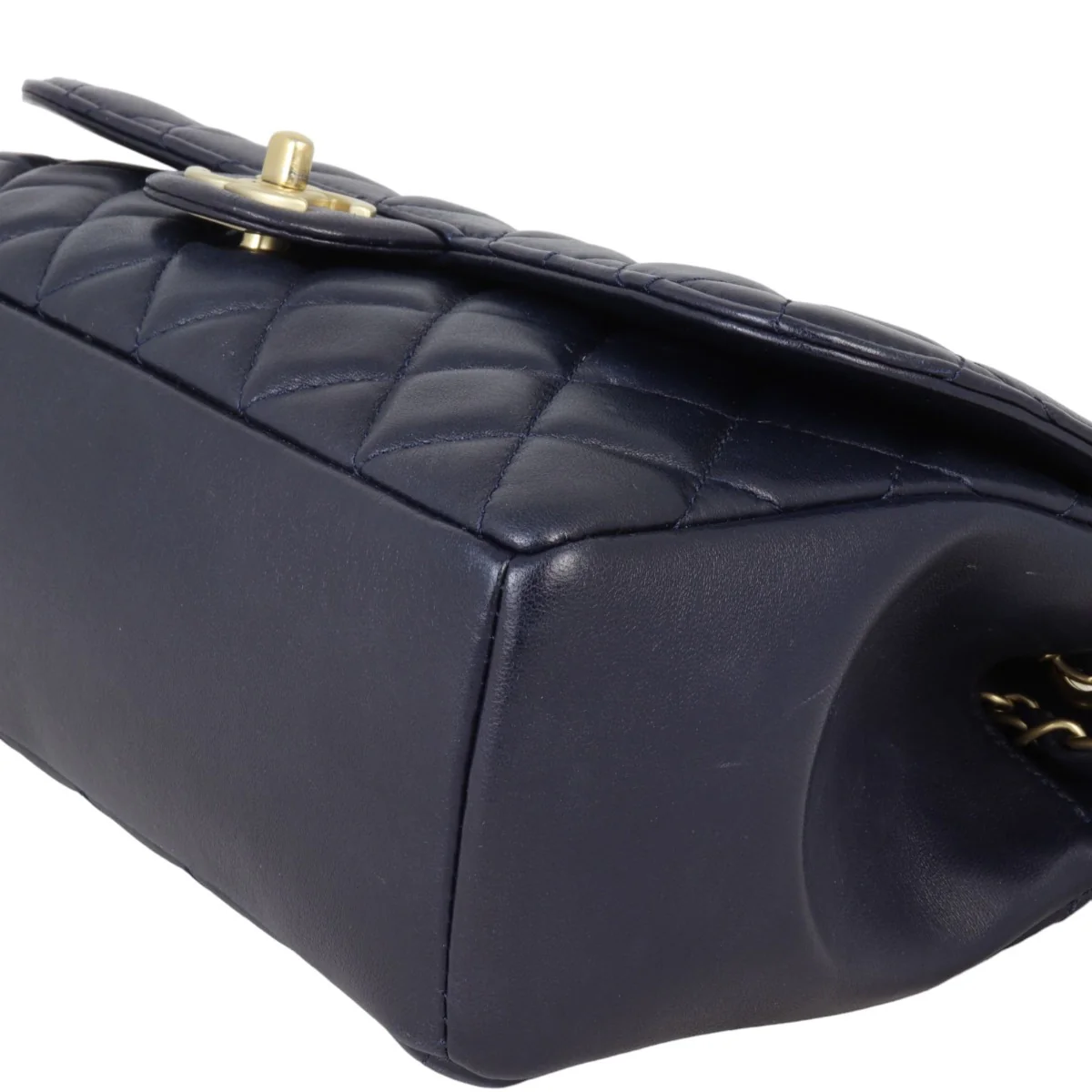 Chanel Quilted Diana Bag - Image 8