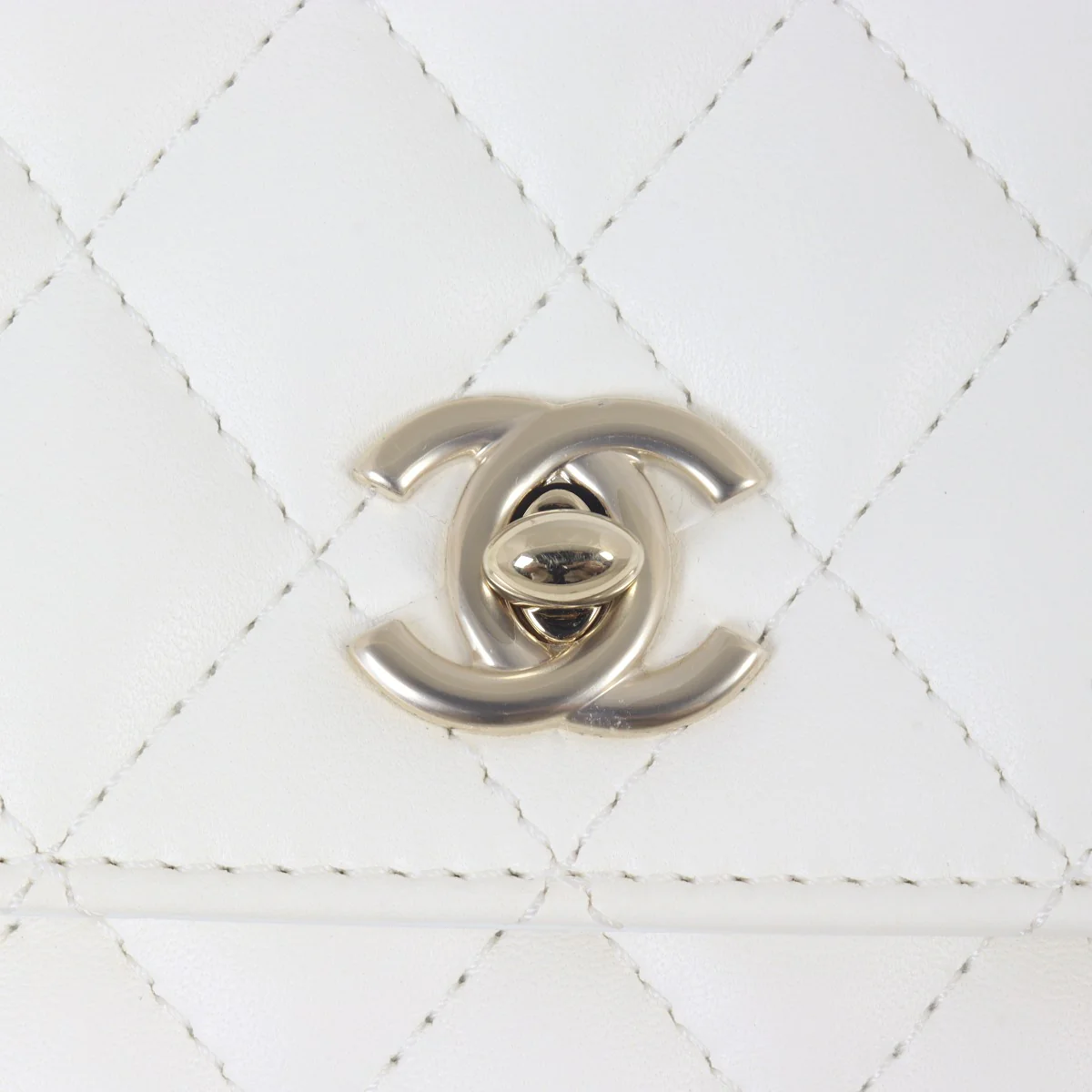 Chanel Side Packs Crossbody Small - Image 9