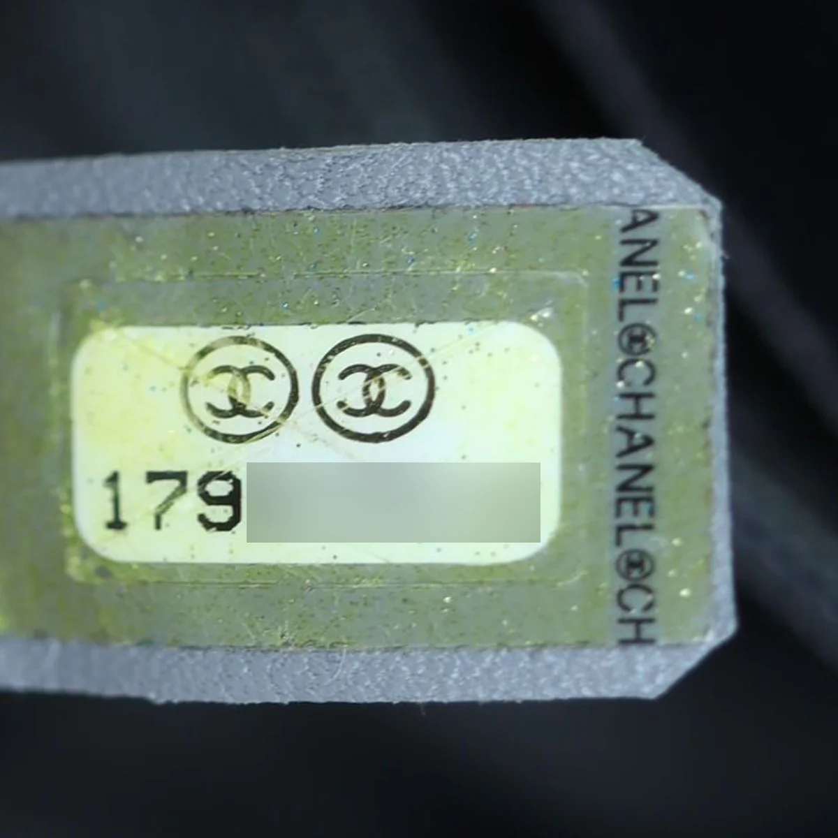 Chanel Stitch It Double Pocket Flap Bag - Image 11