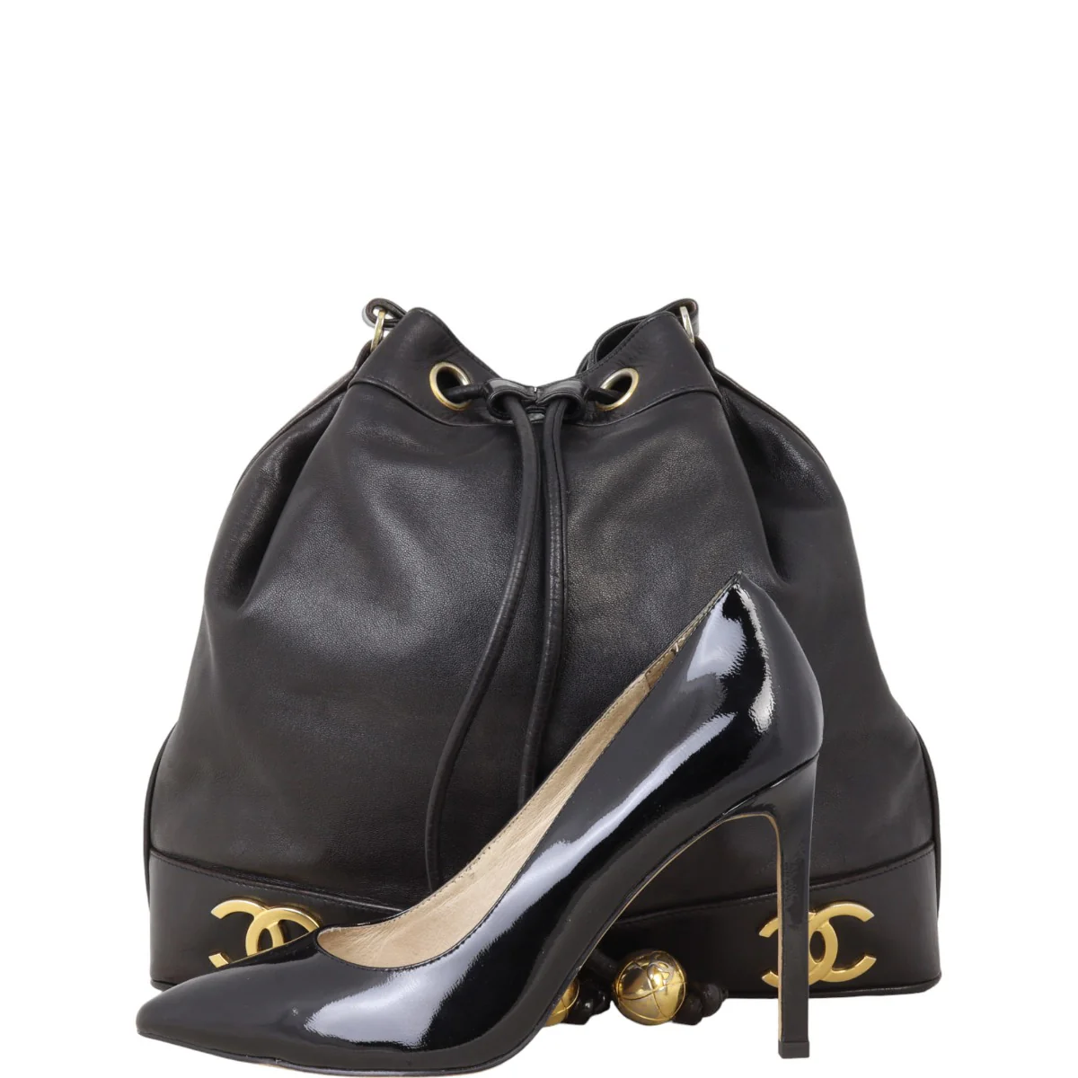 Chanel Triple CC Bucket Bag - Image 11