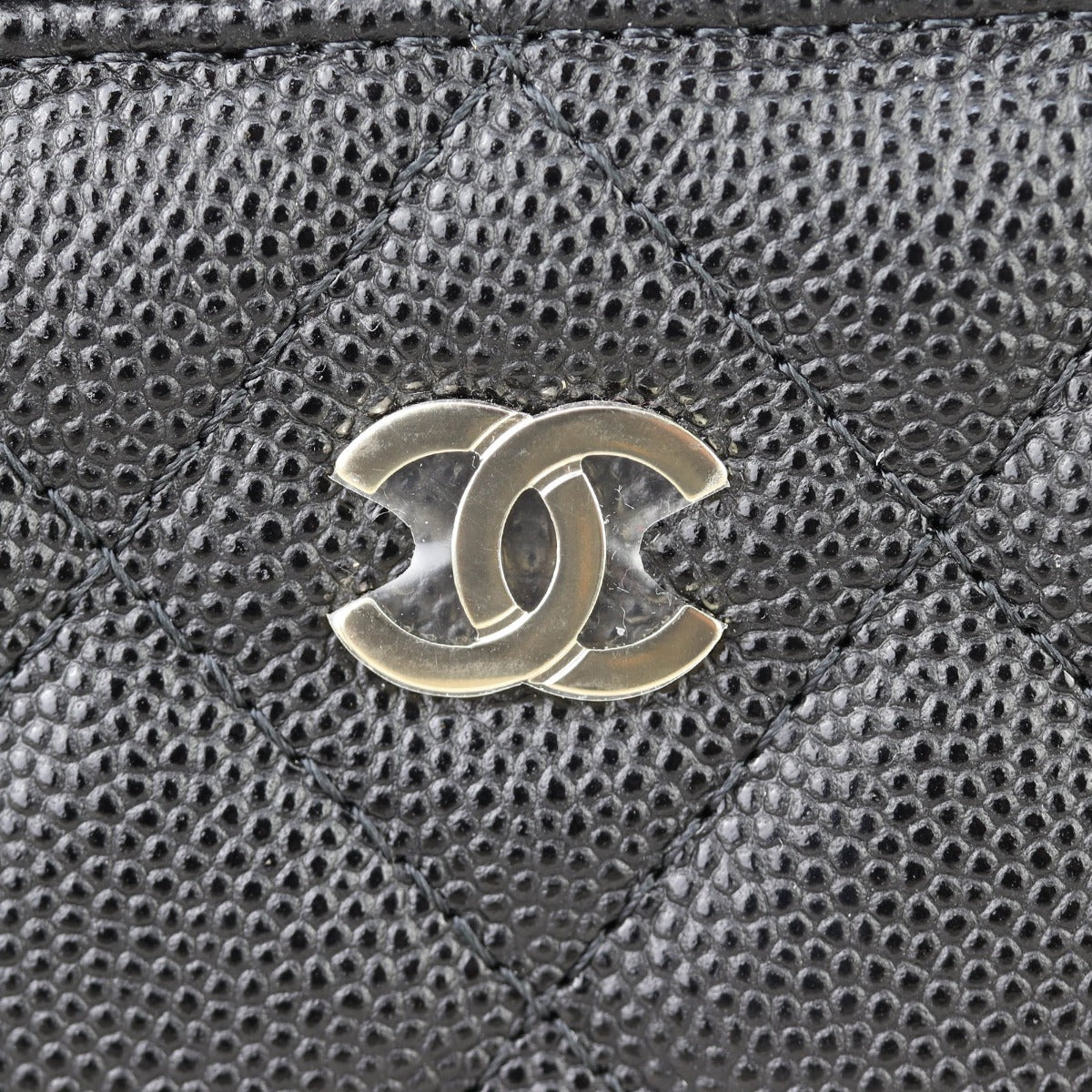 Chanel Vanity Case with Chain | Gold Hardware - Image 9
