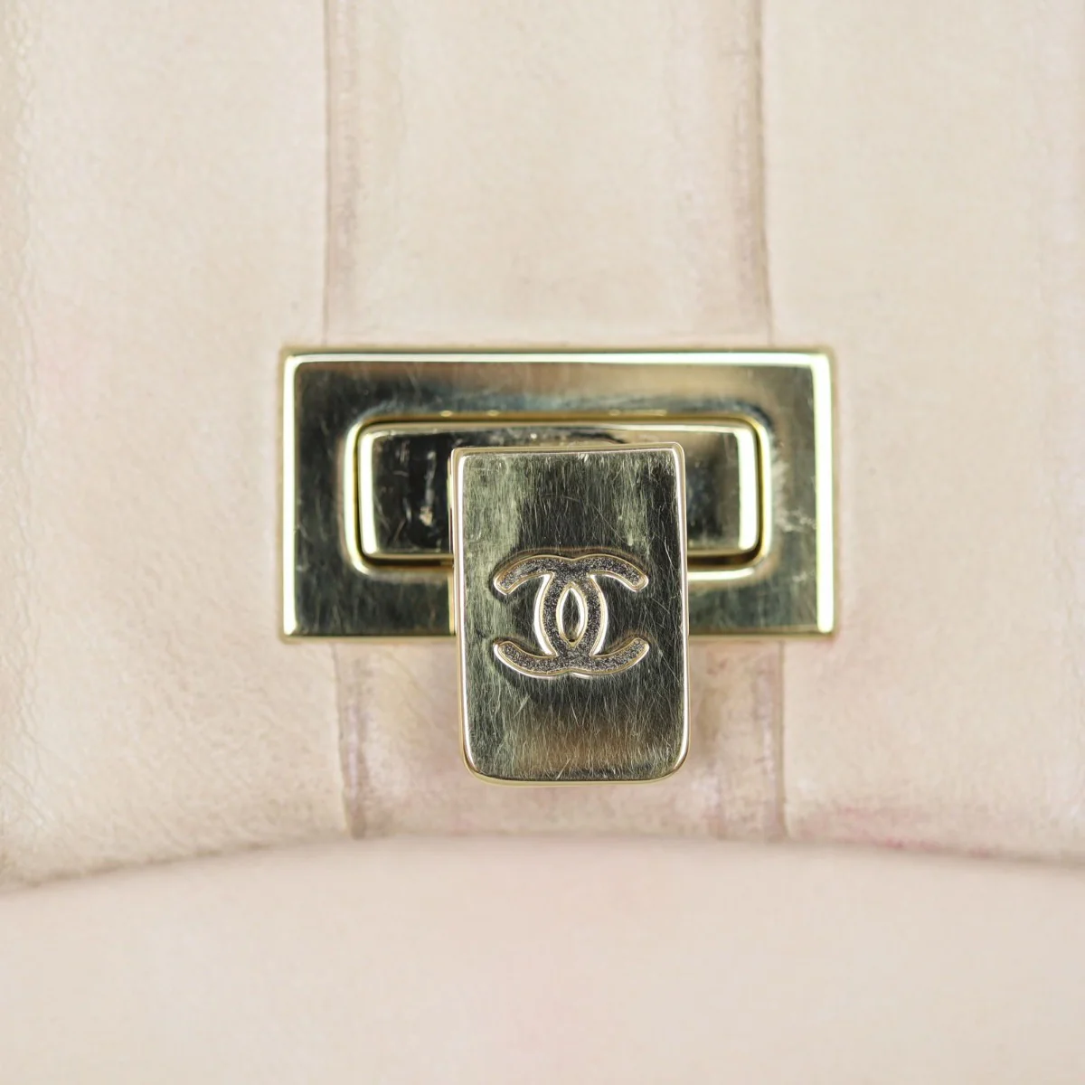 Chanel Vintage Vertical Quilt Flap Bag - Image 11