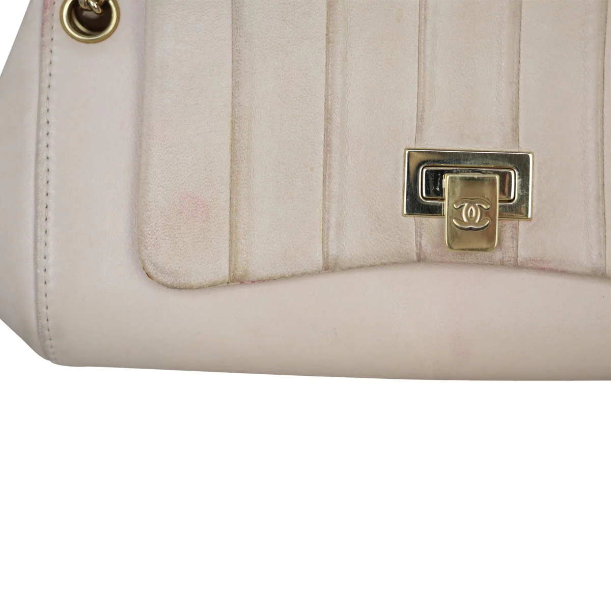 Chanel Vintage Vertical Quilt Flap Bag - Image 16