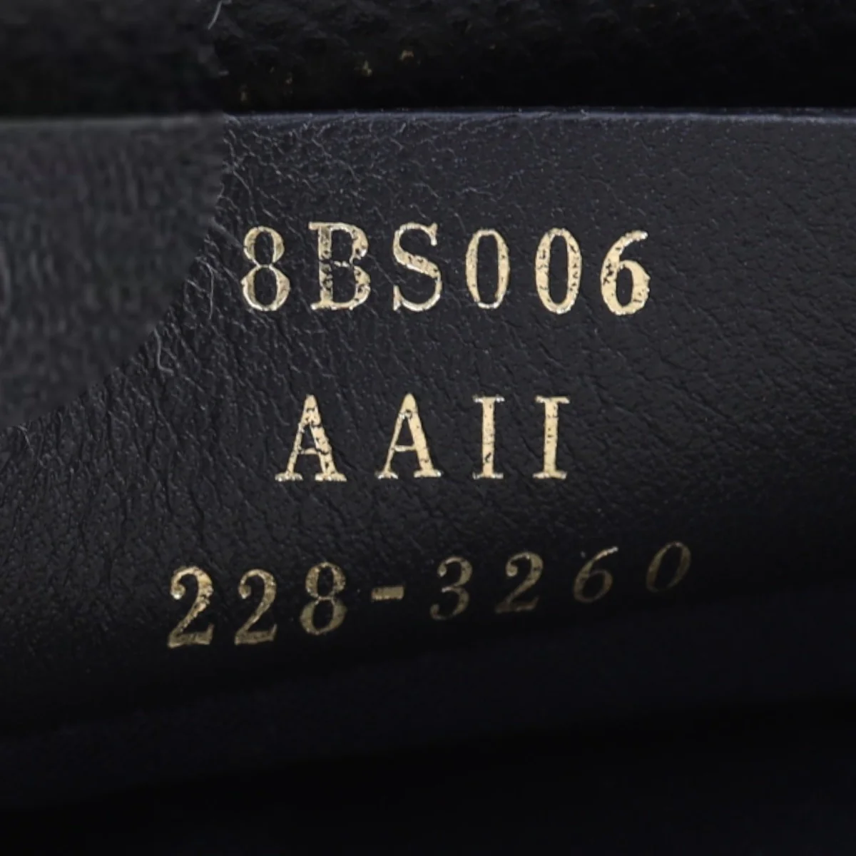 Fendi F is Fendi Envelope Wallet on Chain - Image 9