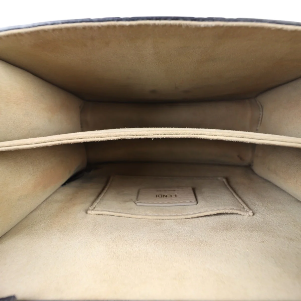 Fendi Kan U Crossbody - Image 10