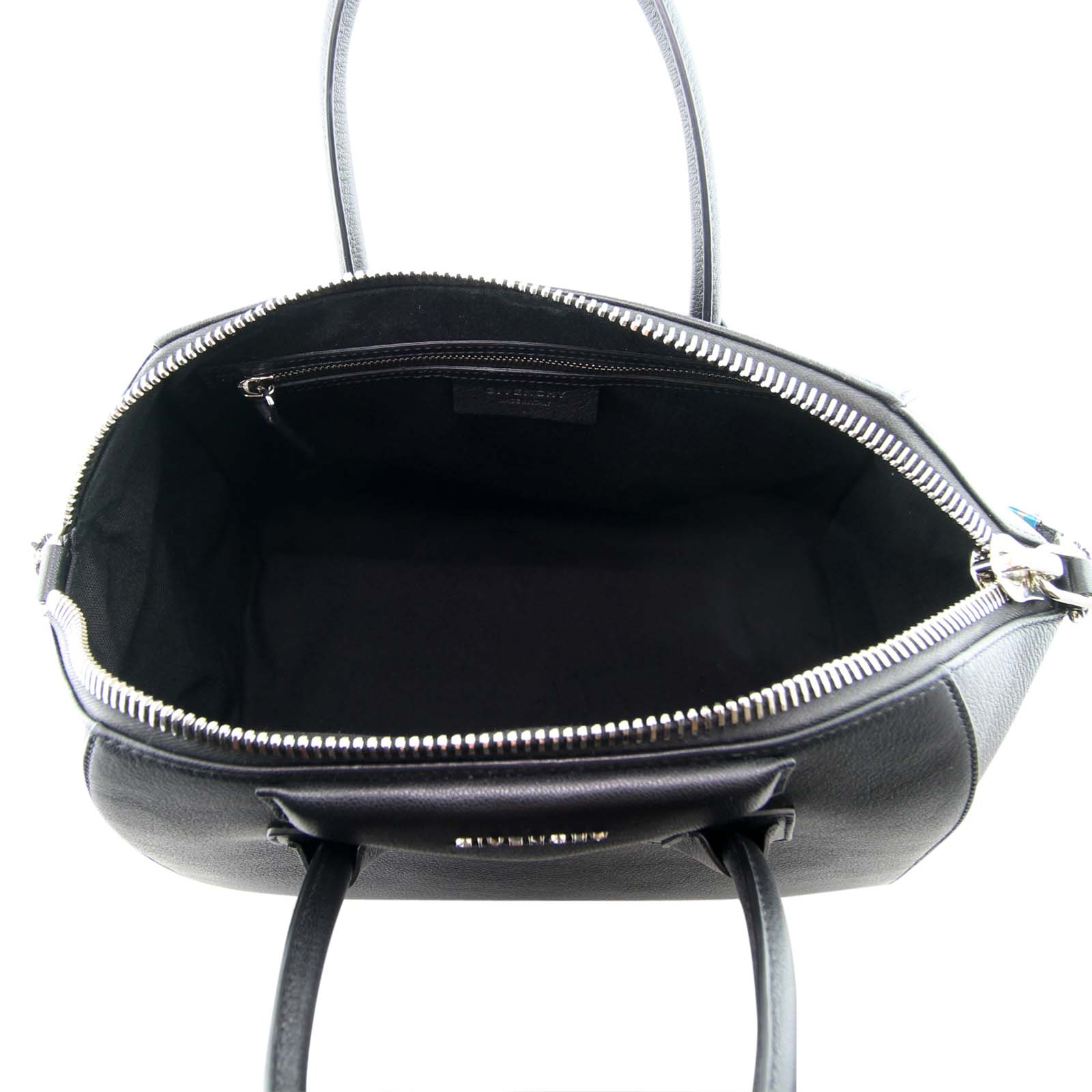 Givenchy Antigona Medium - Image 11