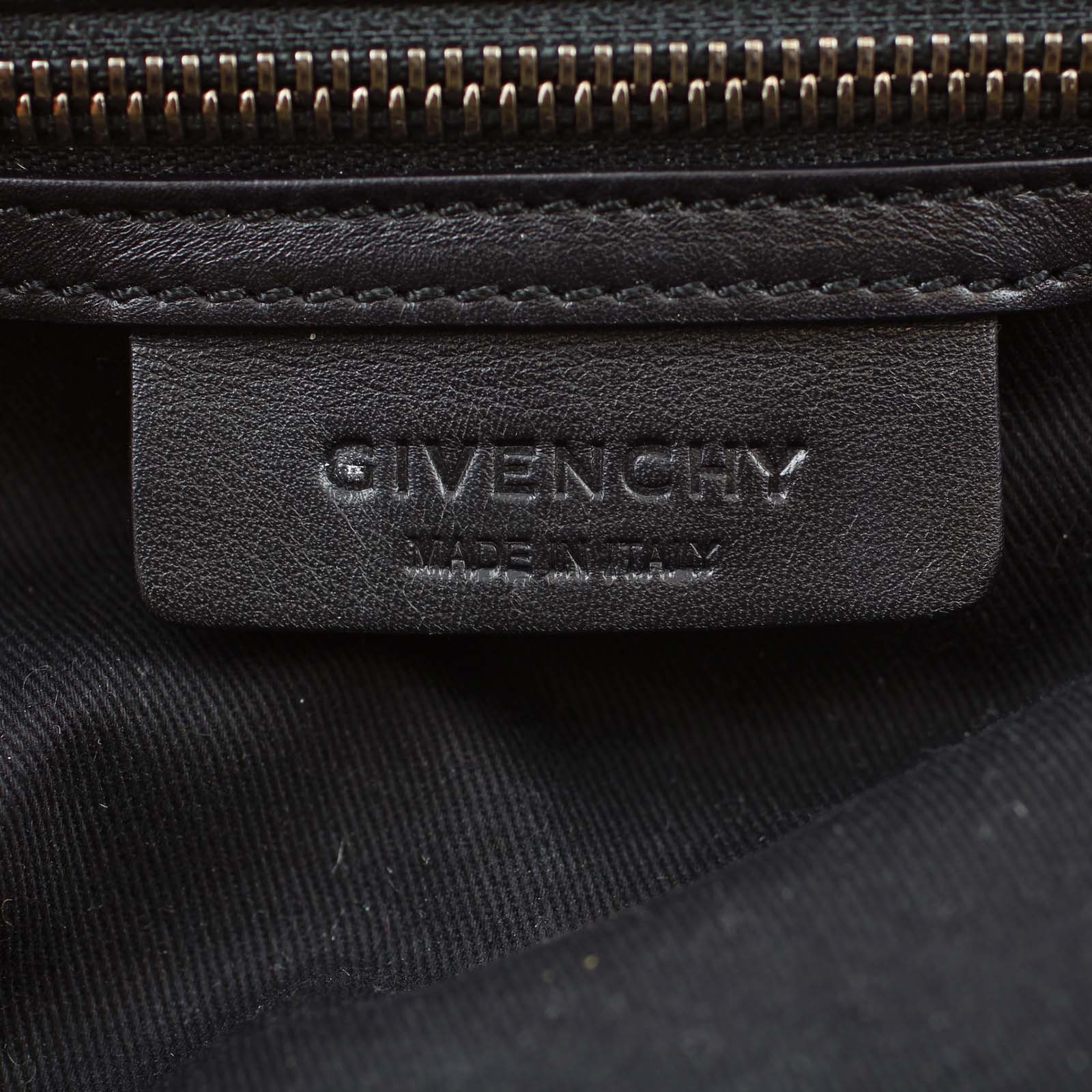Givenchy Maison Chain Bag - Image 8