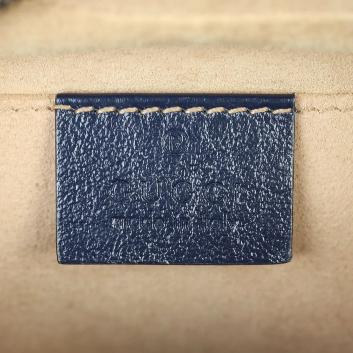 Gucci GG Marmont Diagonal Small Camera Bag - Image 9