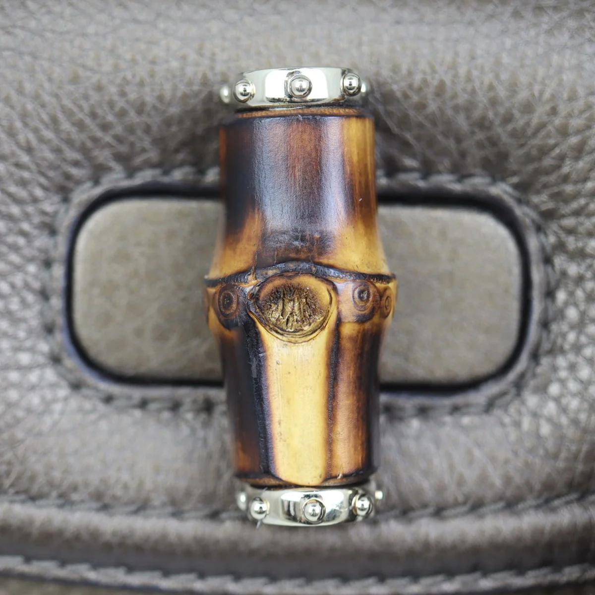 Gucci New Bamboo Top Handle Medium - Image 9